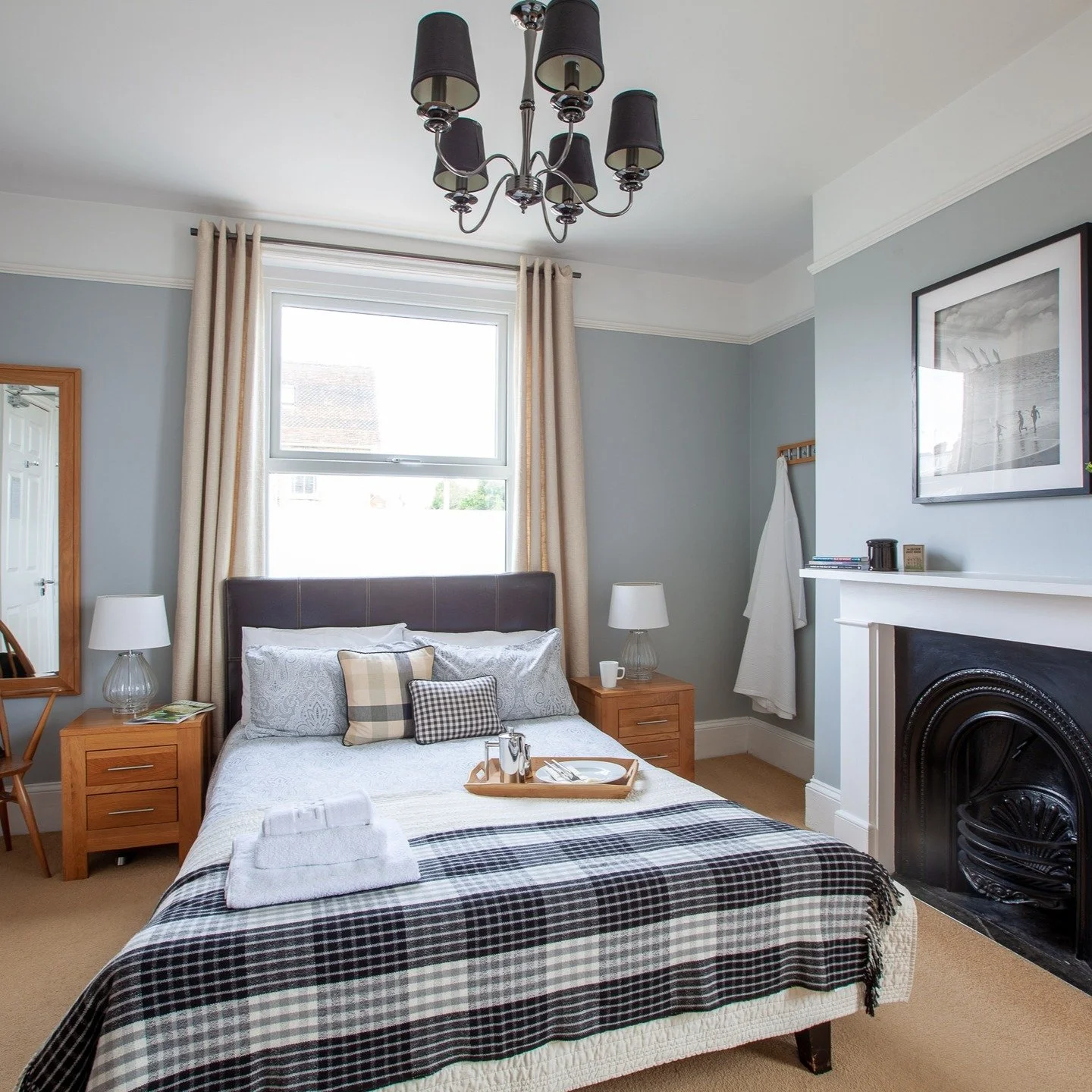 A calm, comfortable base in the heart of Cowes 🤍
This is one of our modern double rooms at The Caledon &mdash; light, spacious and just the place to switch off after a day out on the Island.

We&rsquo;re an owner-run guest house, always around if yo