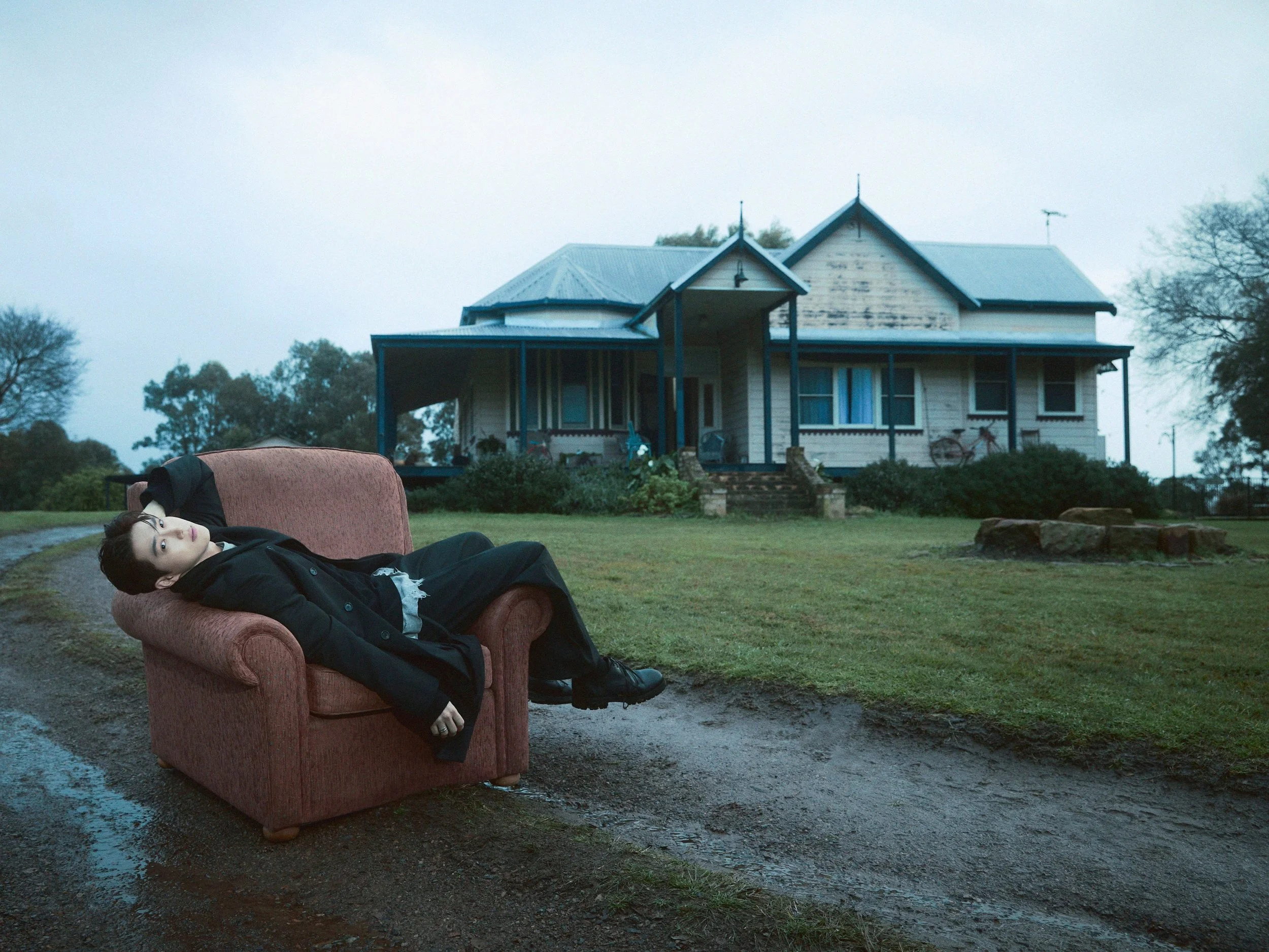 SUHO-4th-Mini-Album-Who-Are-You-Concept-Teaser-Images-documents-1.jpeg