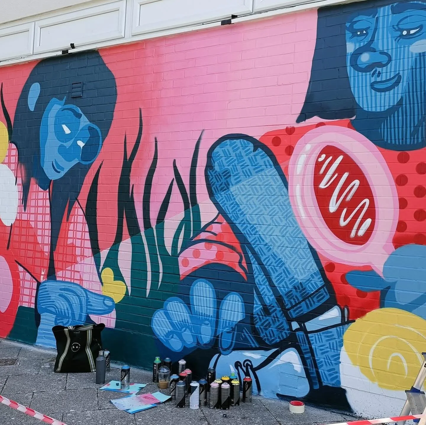 Really great to see some more street art in Waterlooville. Artists did an amazing job, especially during a heatwave. Nearly done. Take a walk around Waterlooville town centre - see if you can spot it ♡︎