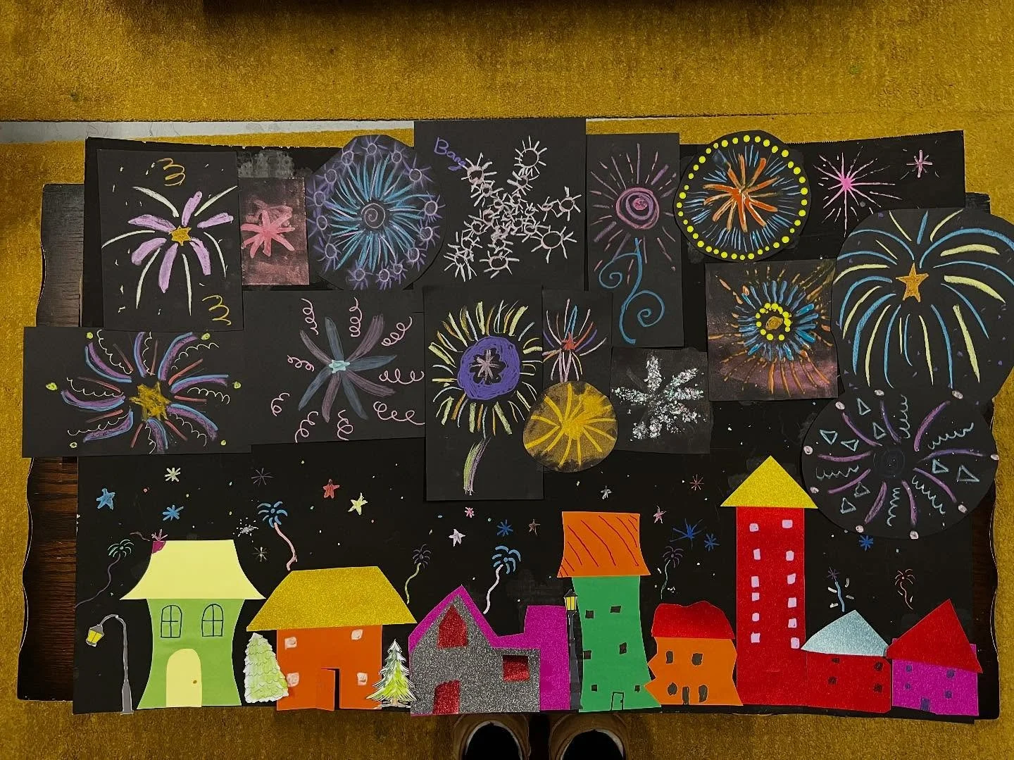 Little Dragonflies 

You did amazing 😻 

Fireworks over Waterlooville town - this is incredible. This is getting hung on the wall by the LEGO corner tomorrow