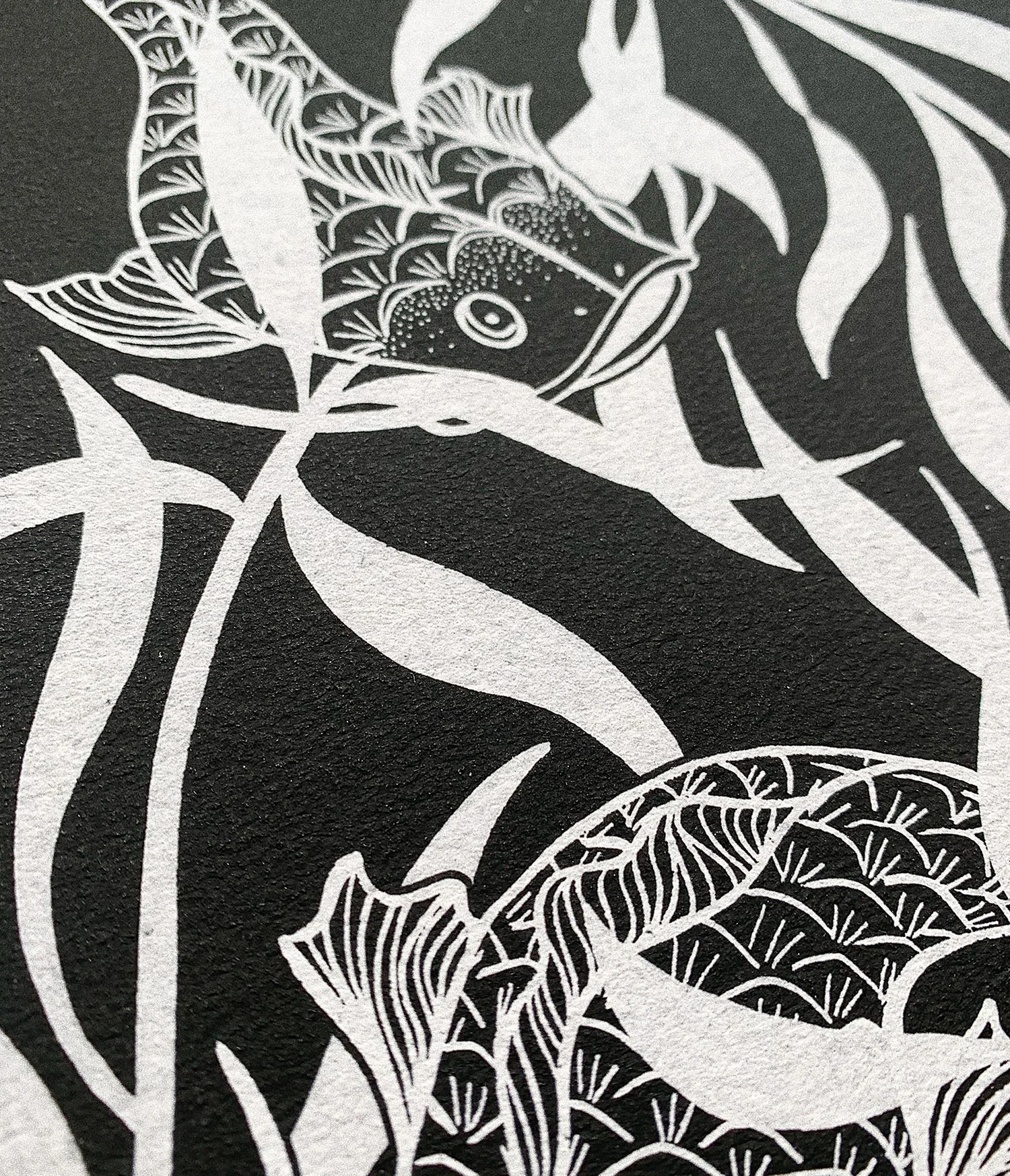 Black and white illustration of a chameleon amidst leaves and botanical elements.