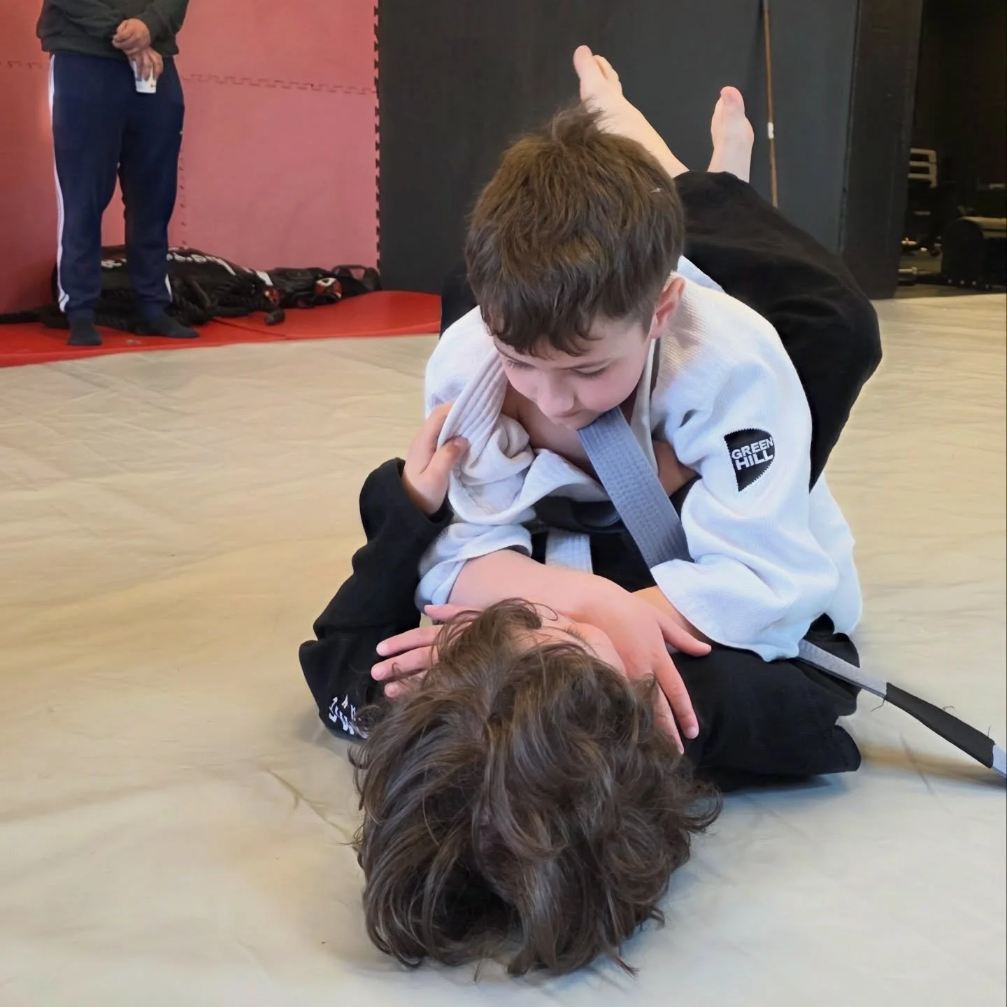 Sundays are always fun for the kids 👧🏻 
#kidsbjj #kidsjudo