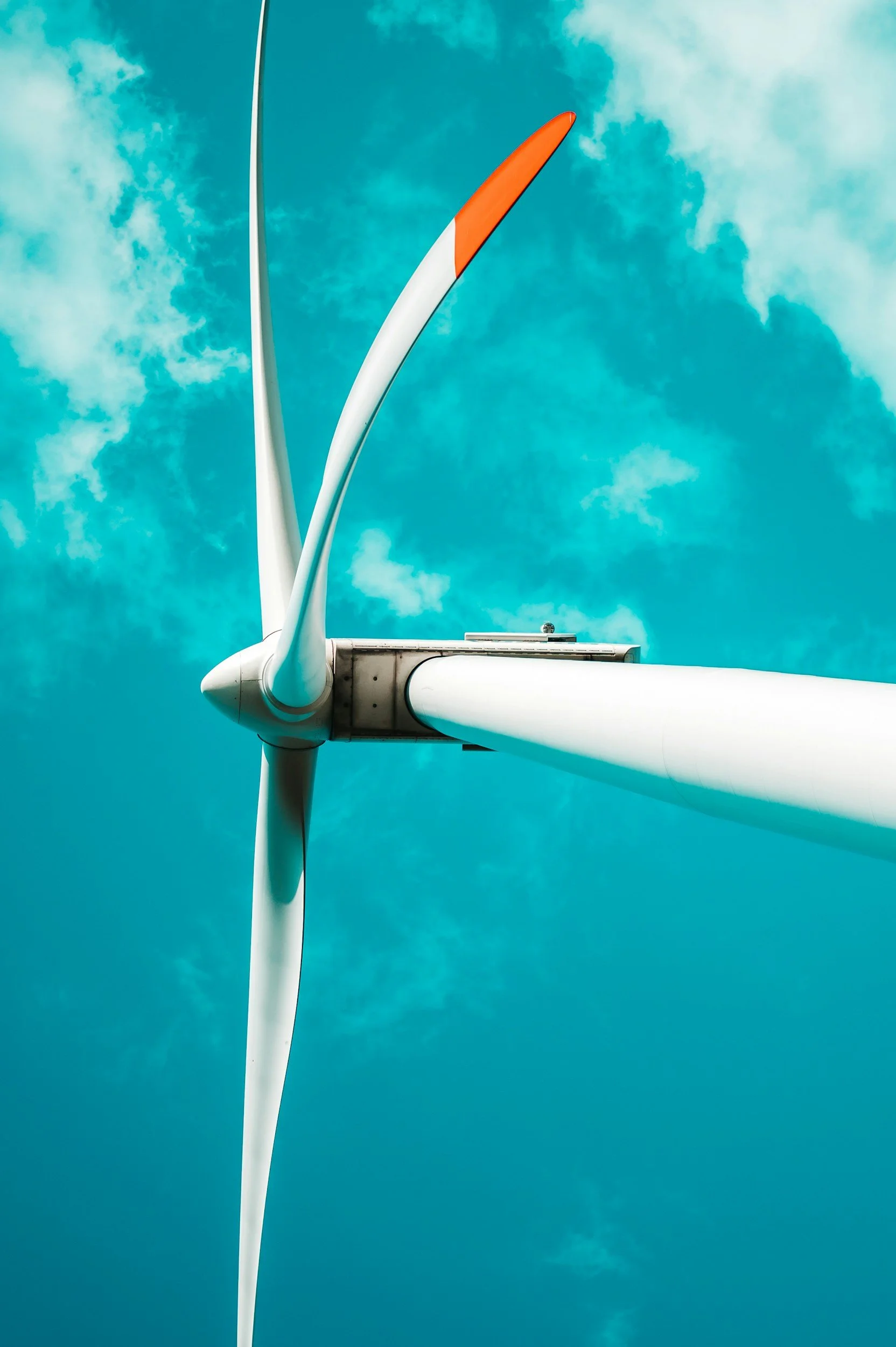 China Installs World’s Largest Floating Offshore Wind Turbine