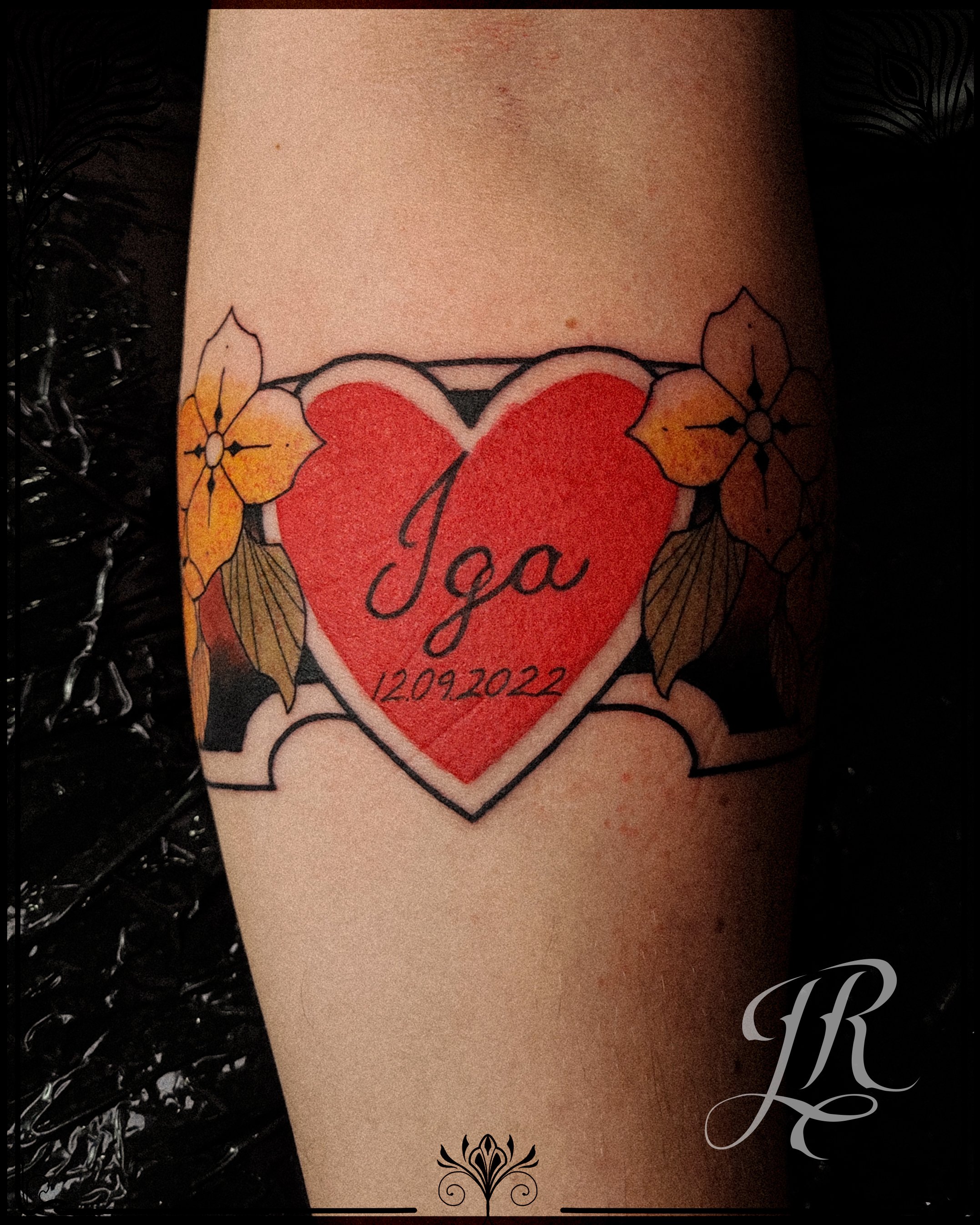 Neotraditional, tatuering, Kungälv tatuering, Göteborg tatuering, Jönköping, Örebro, Svensk färgglad  tatuering, oldschool tattoo, liten tatuering,färgglad  tatuering, colour tattoo, kolorowy tatuaż, foodog, japanese tattoo