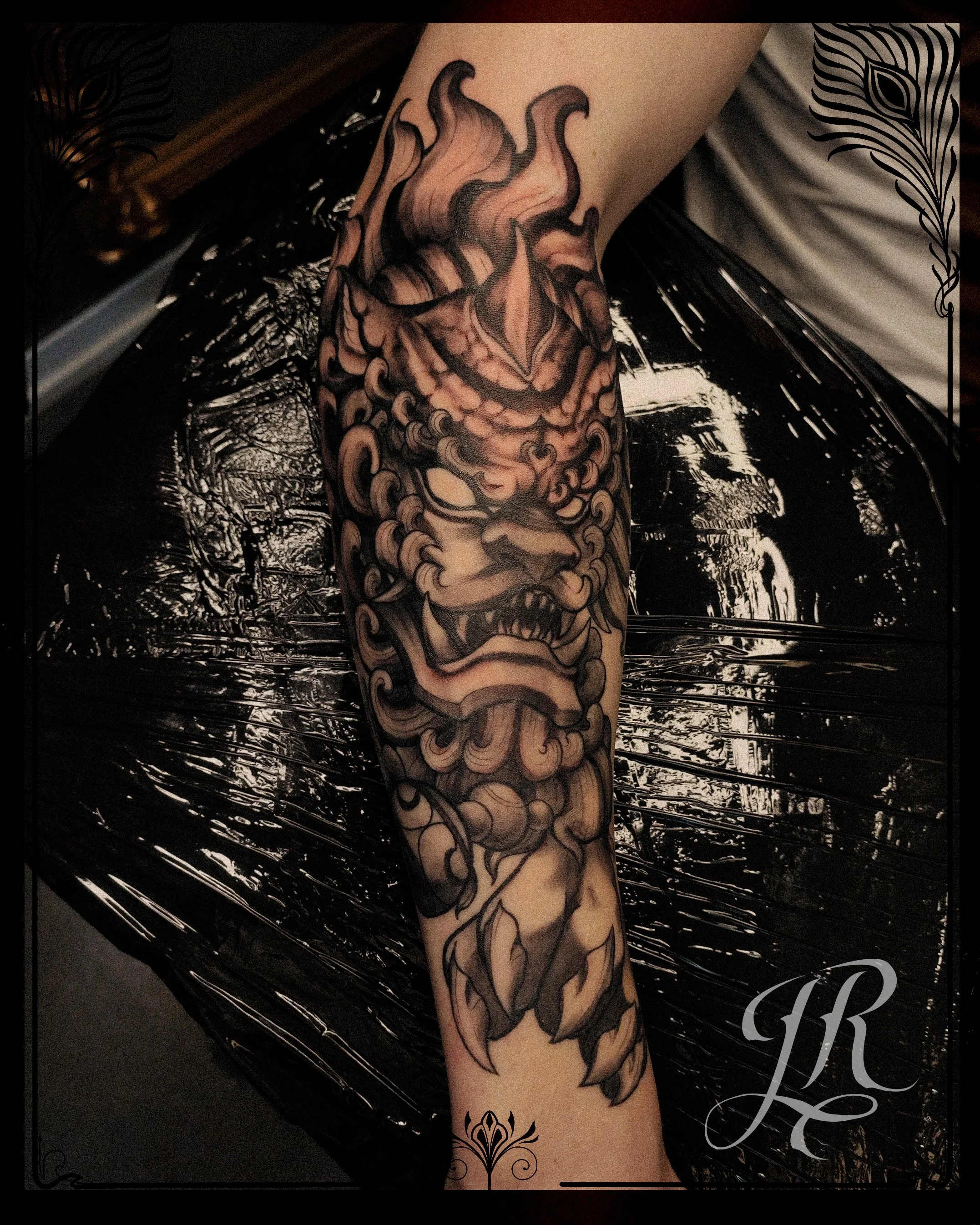 Neotraditional, tatuering, Kungälv, Göteborg, Jönköping, Örebro, Svensk färgglad  tatuering, oldschool tattoo, liten tatuering,färgglad  tatuering, colour tattoo, kolorowy tatuaż, foodog, japanese tattoo
