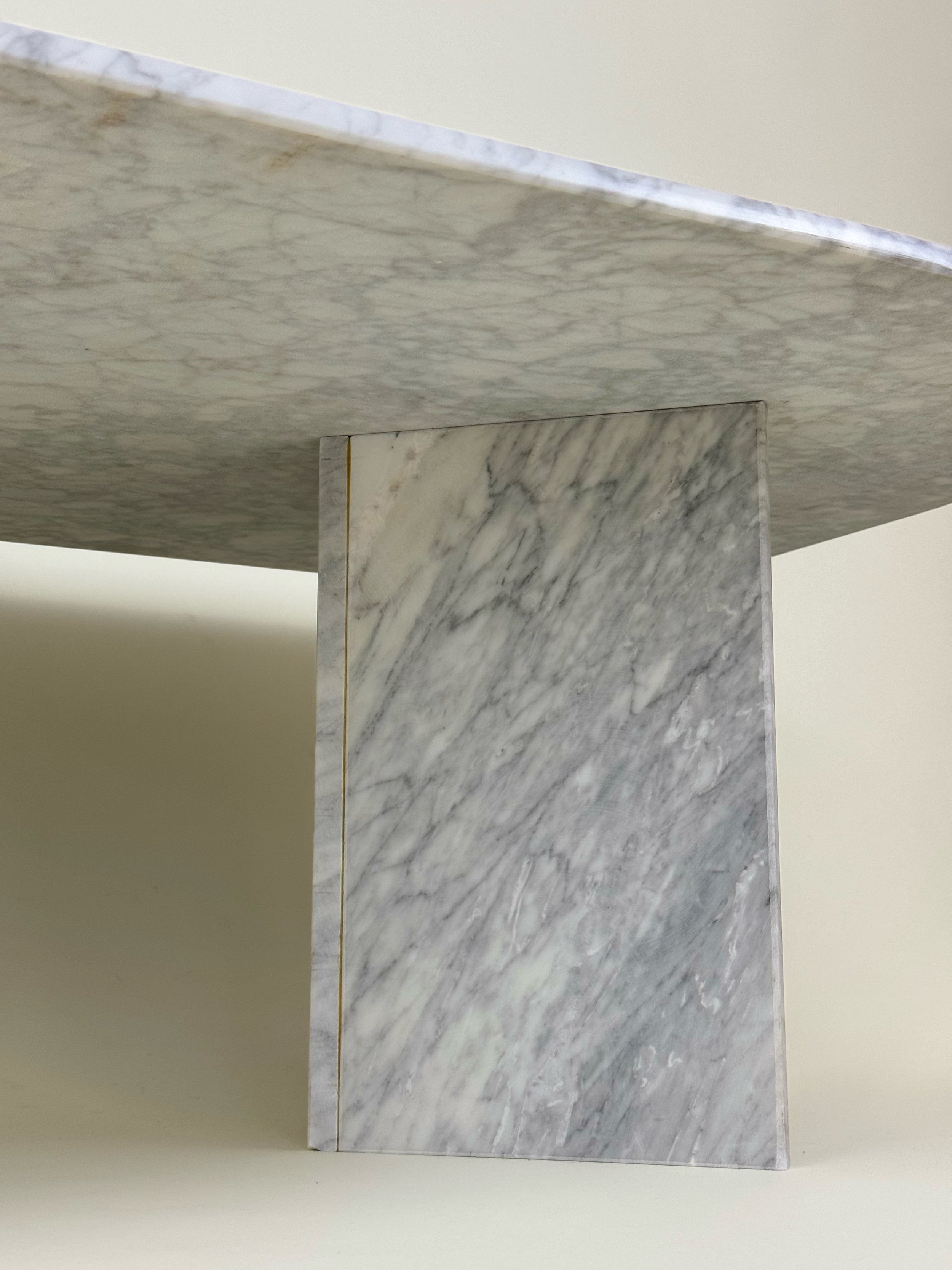 Italian Marble Coffee Table 1970s (5).jpeg
