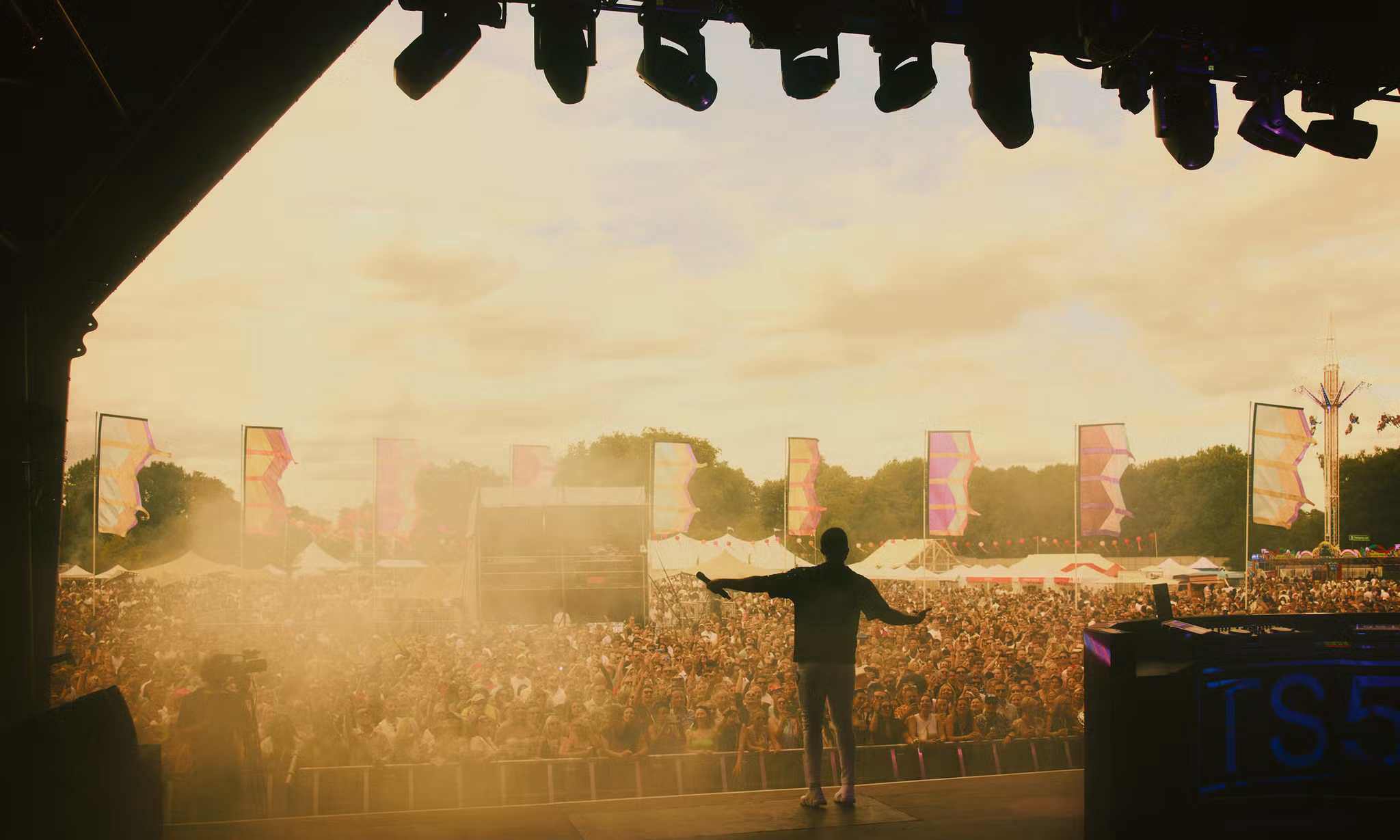 00 House Festival 2025_53 .png