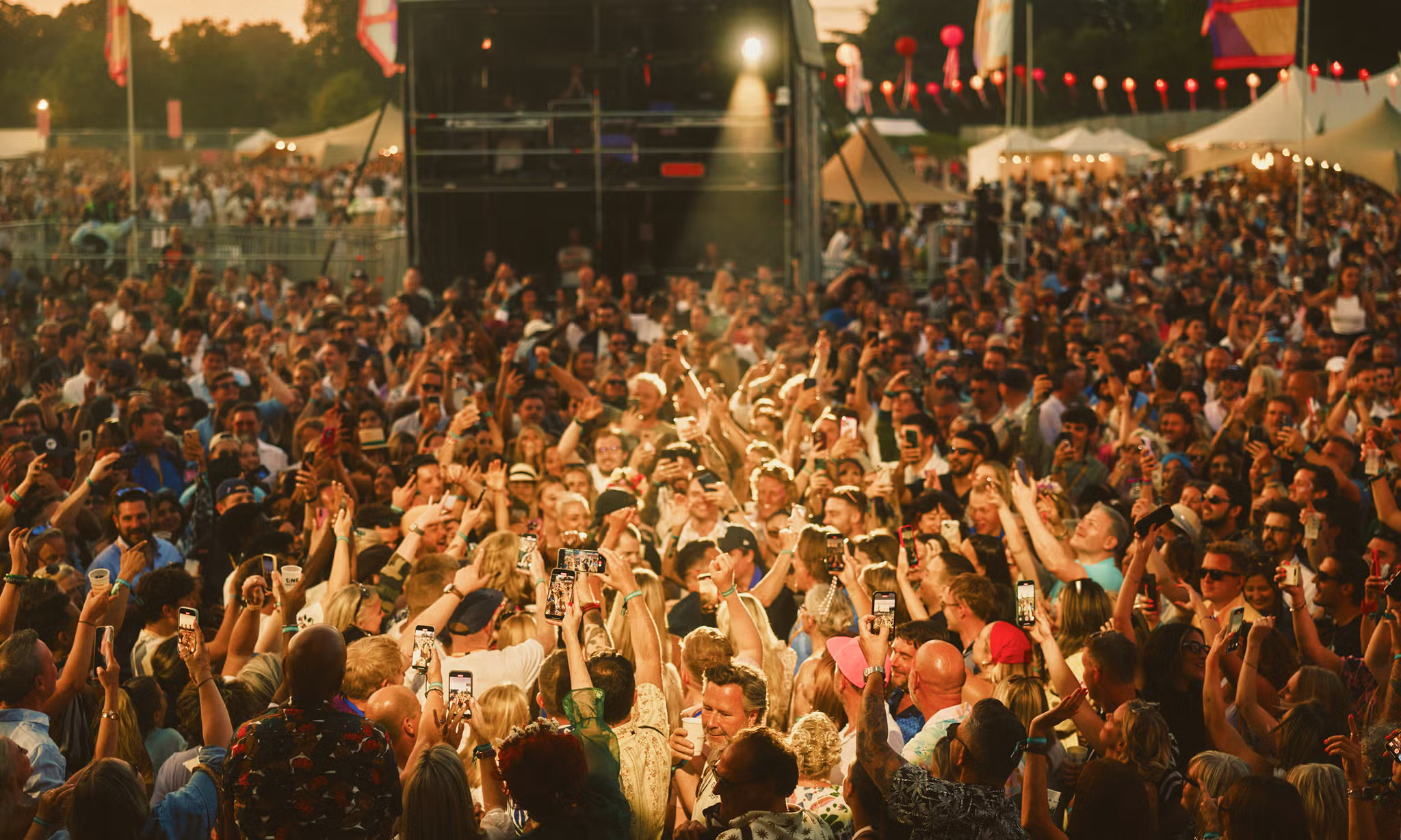 03 House Festival 2025_53-1 .png