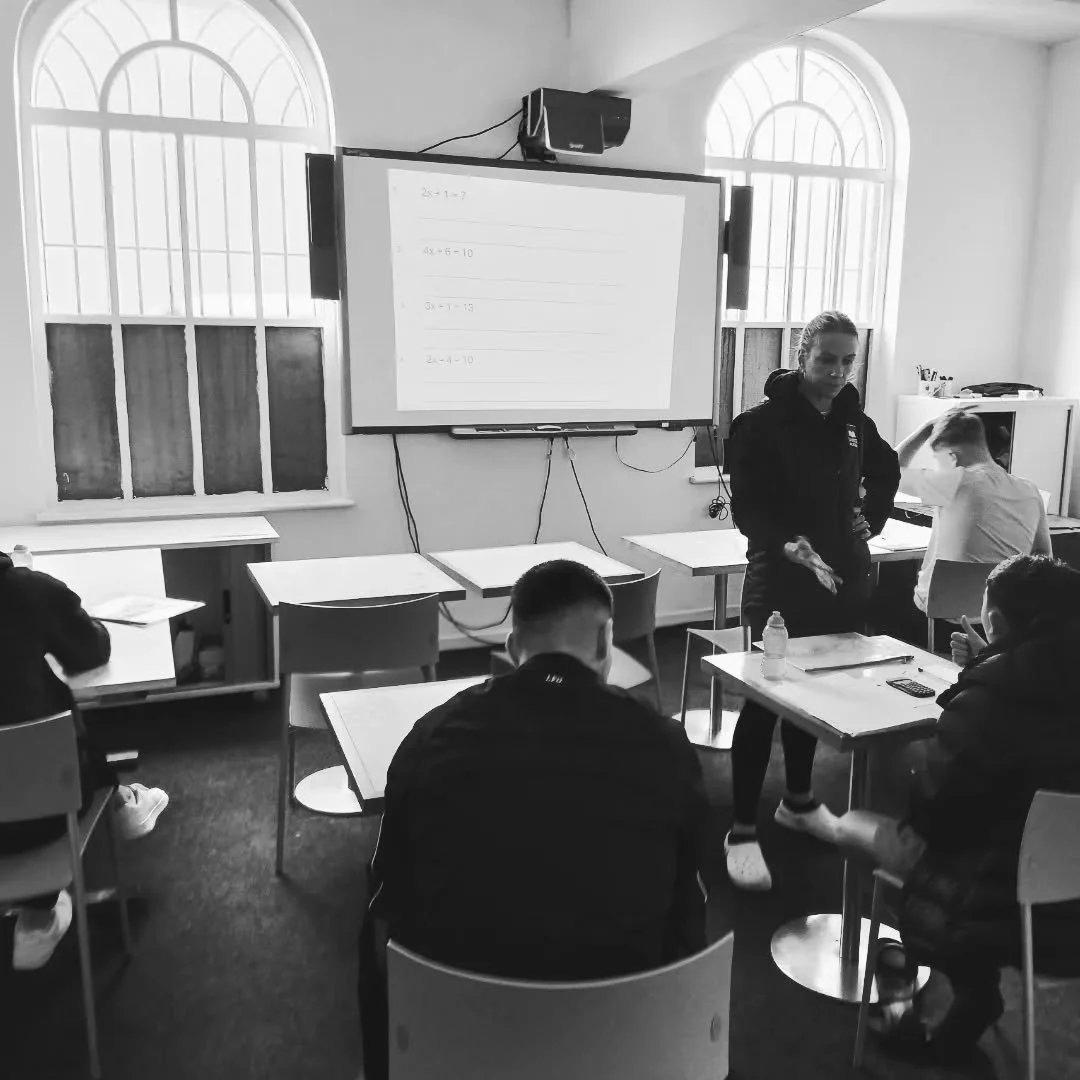 Today, pupils continued their literature studies. We are analysing key themes and concepts in 'A Christmas carol'. 

Yesterday, pupils worked through Algebra. 

We only do real work here: no short cuts and no gimmicks. 

Shinsei is unique. 

#educati