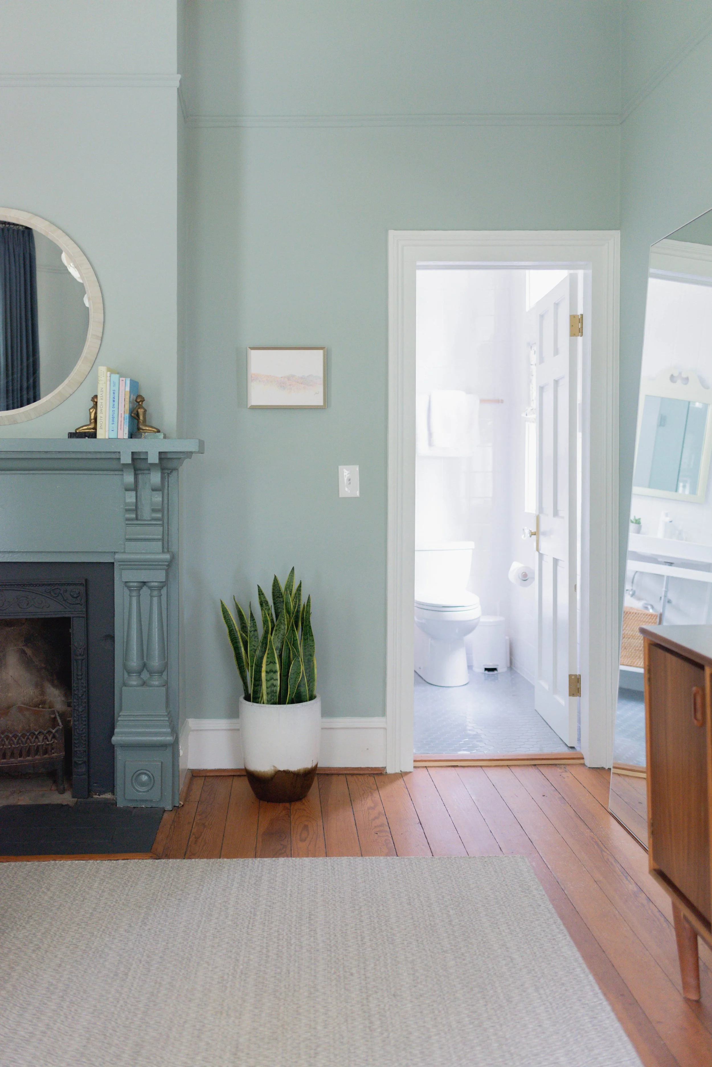 Guest Bedroom 33.jpg