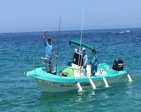 Van Wormer Resorts - mini-hooker.jpg