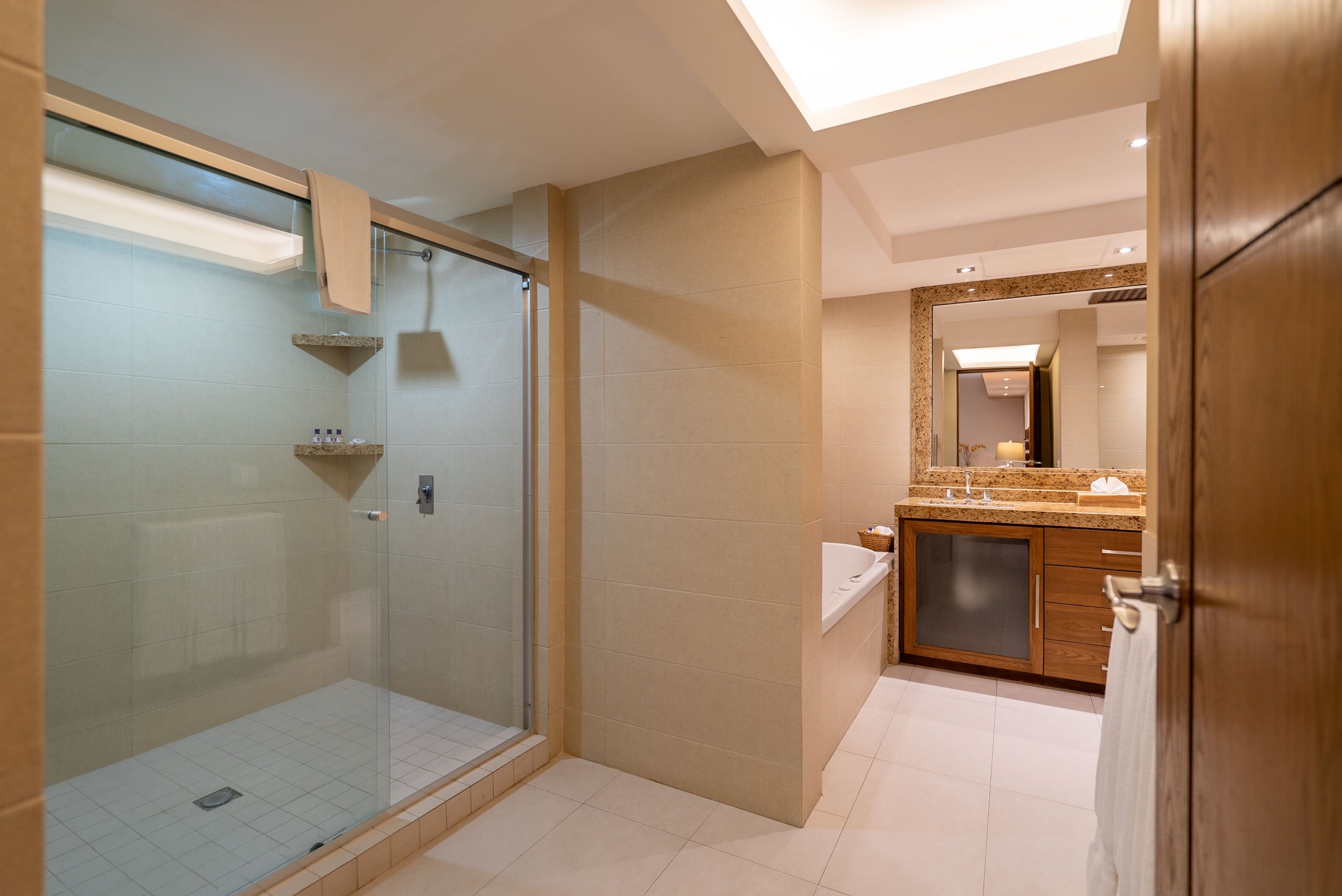 Van Wormer Resorts Hotel Palma de Cortez  Rooms Pool View-2.jpg