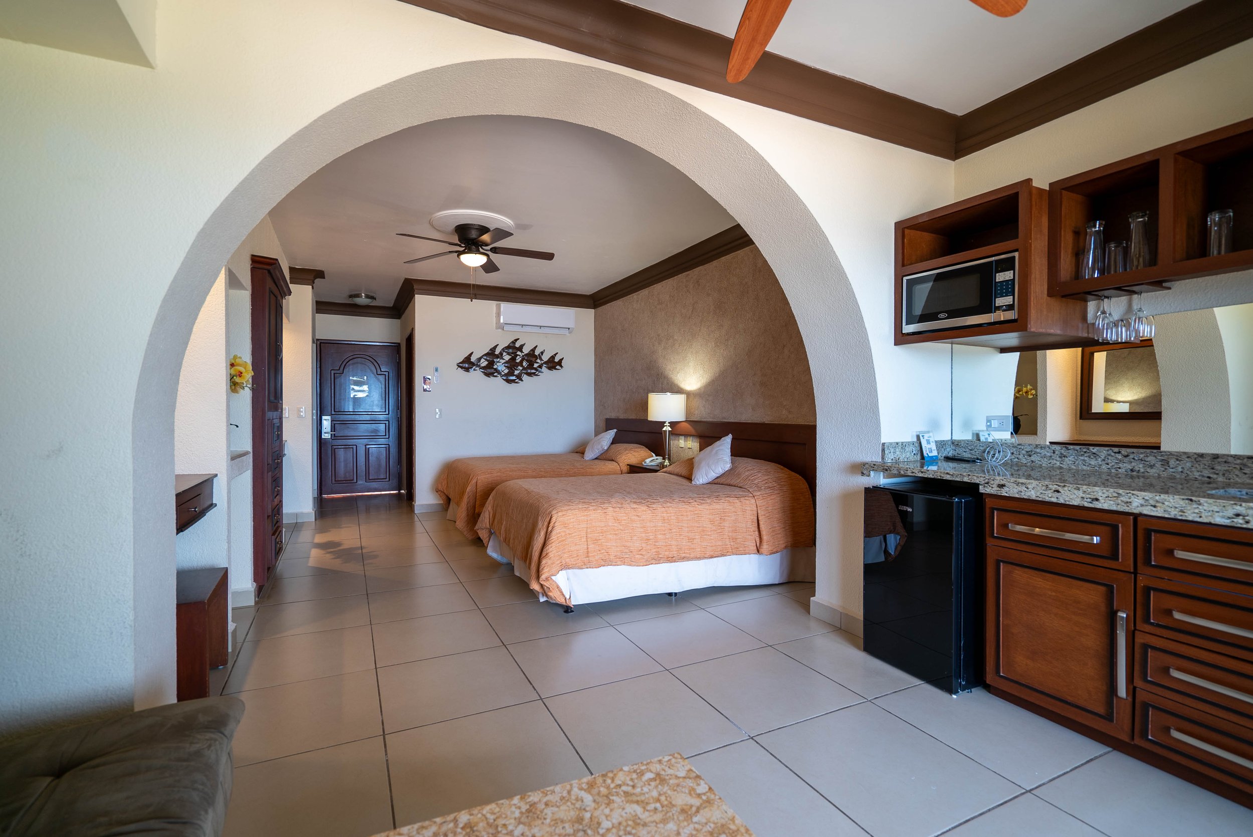 Van Wormer Resorts Hotel Palma de Cortez Rooms Ocean View-8.jpg