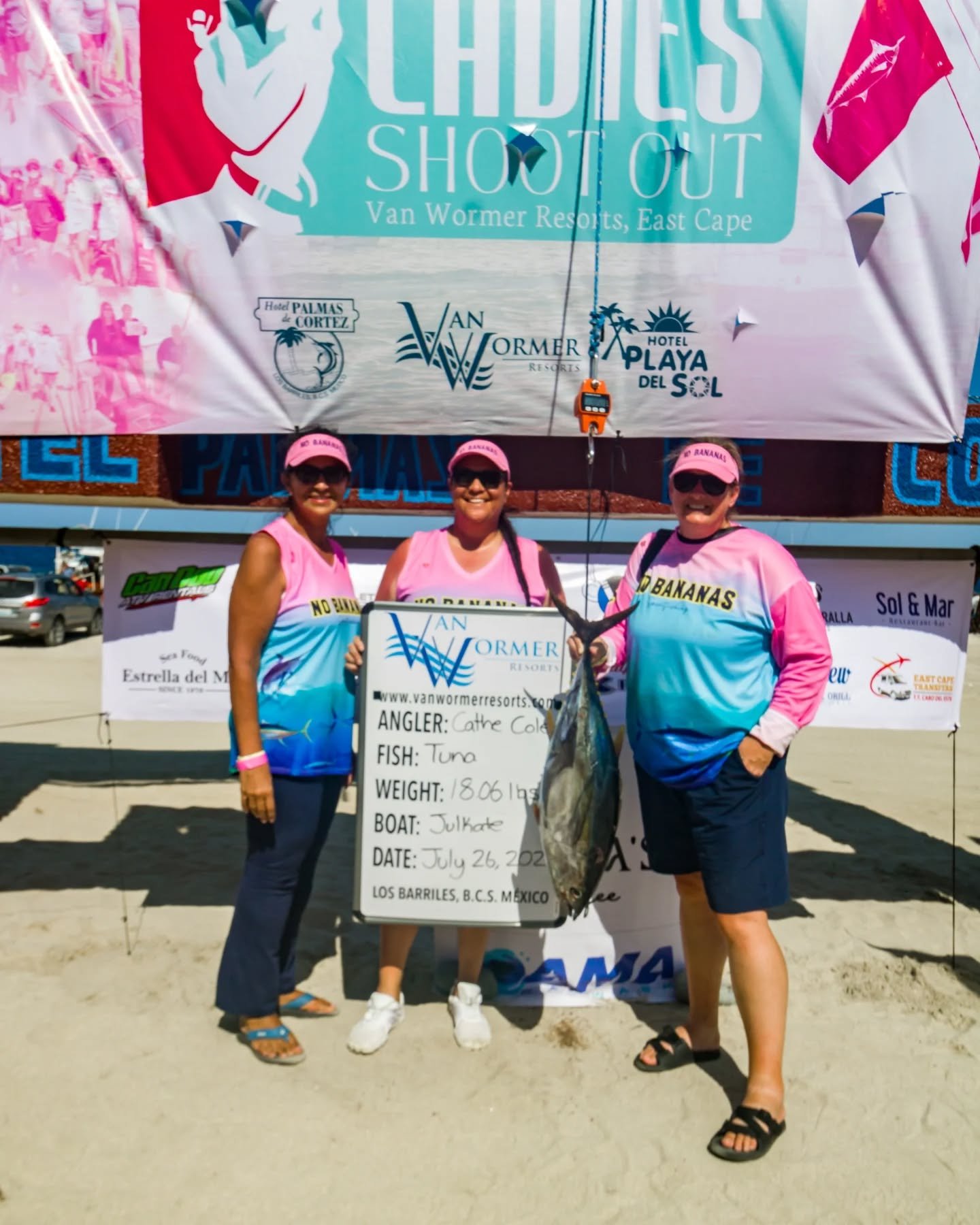 The countdown begins! 🎀🎣 We are organizing every detail to exceed last year's experience. Join us in supporting the Cruz Rosa while enjoying the best fishing in the East Cape. 🌊💪

&iexcl;Comienza la cuenta regresiva! 🎀🎣 Estamos organizando cada