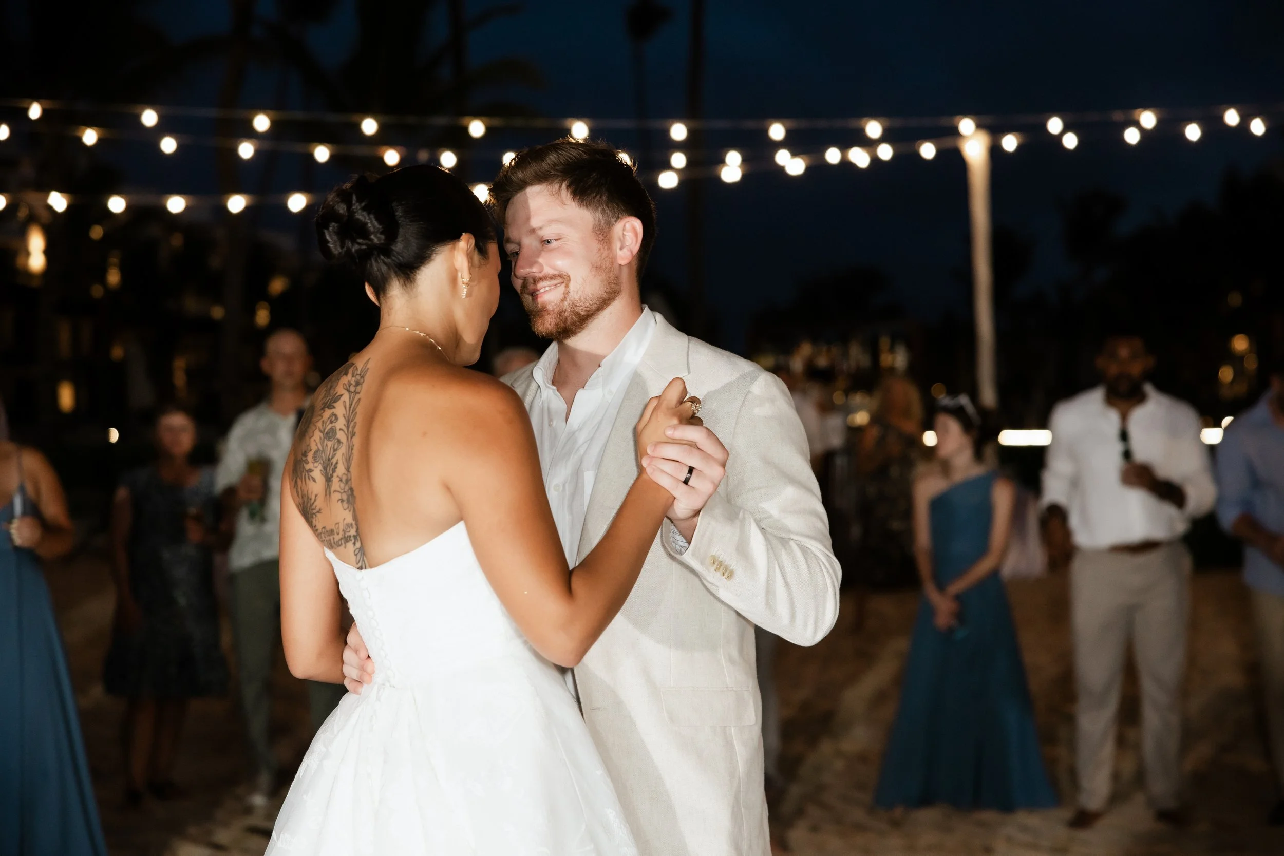 secrets-tides-first-dance-string-lights.jpg