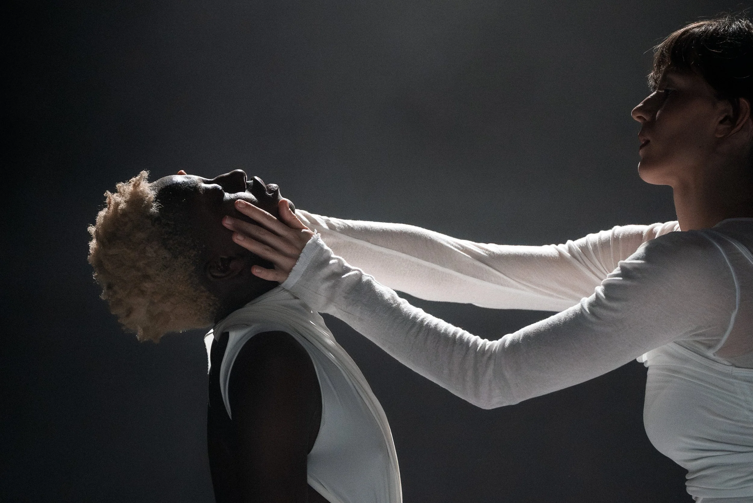 DUYLAUPIX-00009-WEB (1).jpg