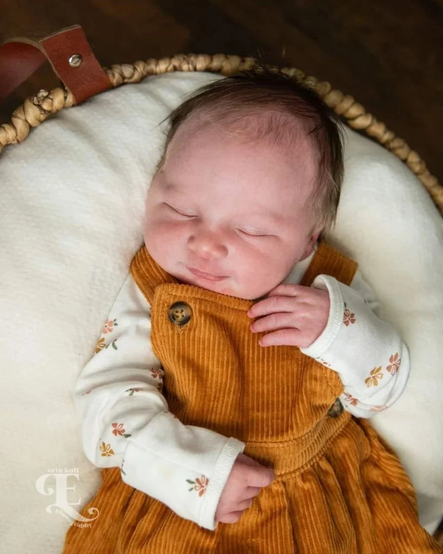 I'm in the home stretch with this shoot but I just had to share one more of the sweetest girl and her little smirk she kept giving me :)