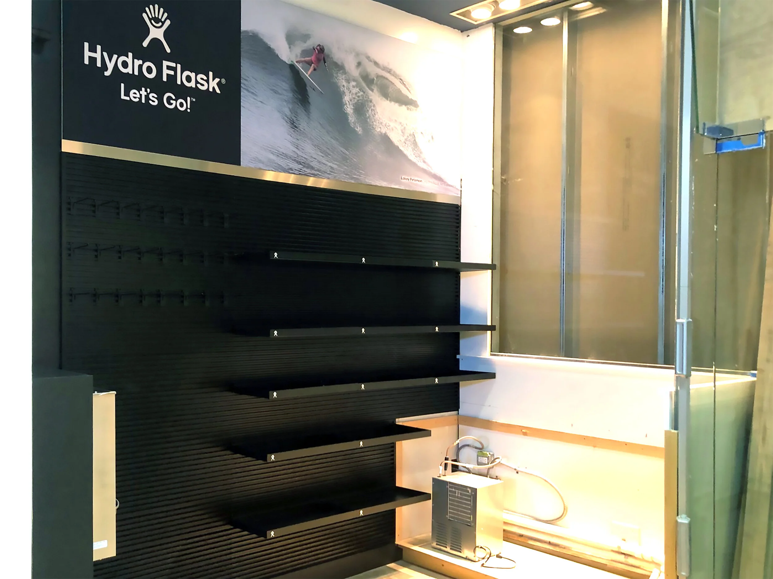 Hydro Flask Oahu Wall Photos-2.jpg