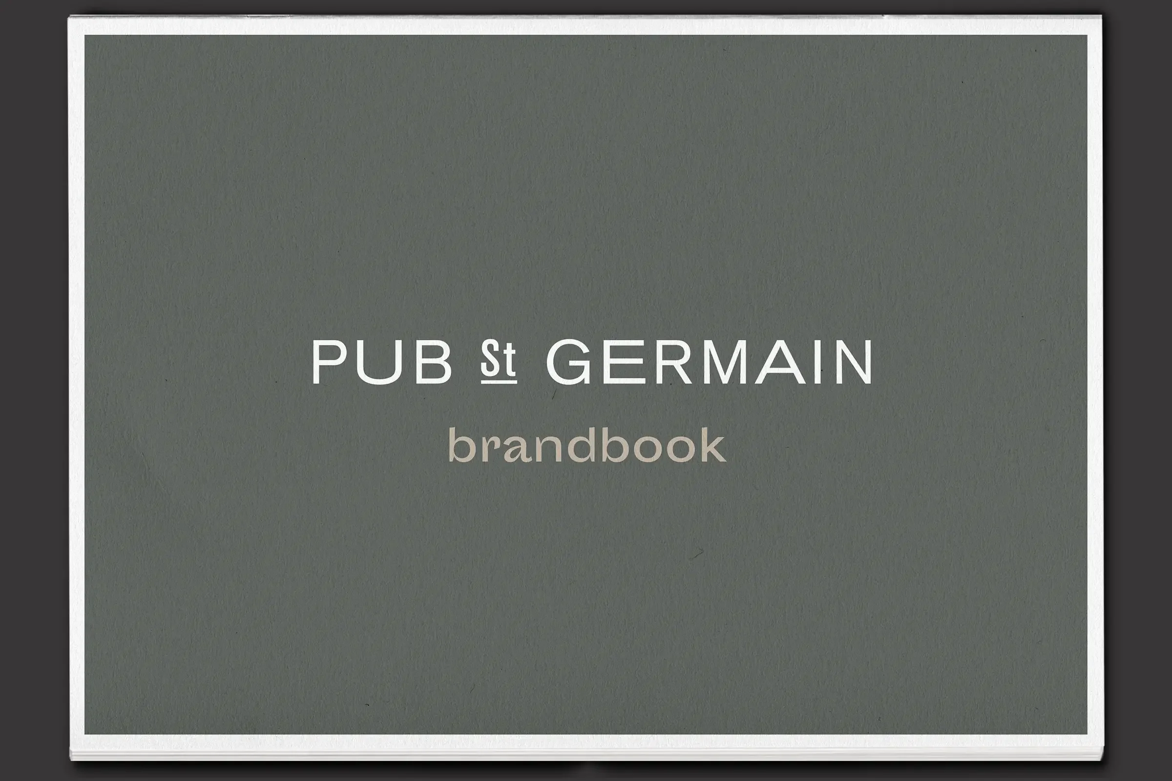 Couverture du brandbook du Pub St Germain