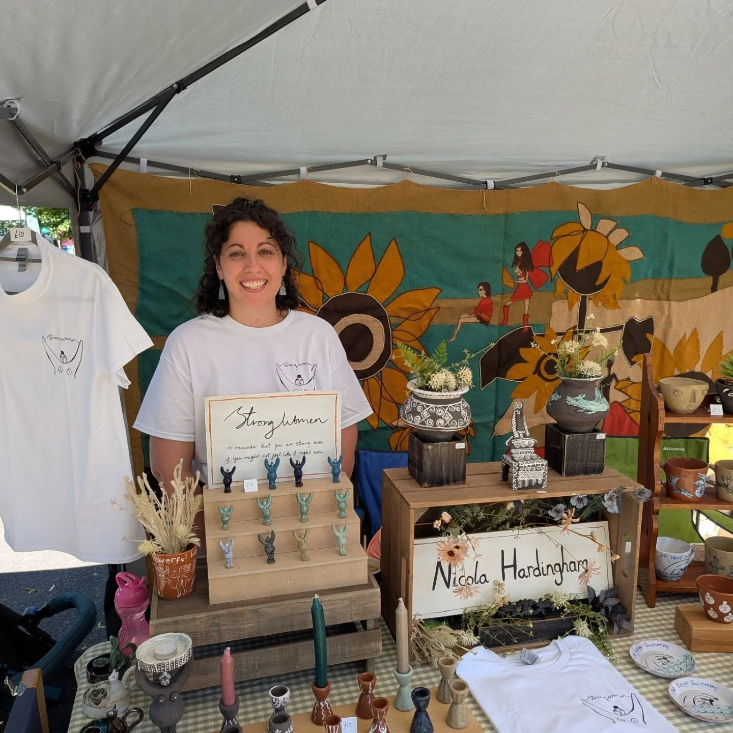 🎺Beggars Fair '25 🎷
Such a fun and very hot day! Thank you to everyone who swung by my stall 🌞