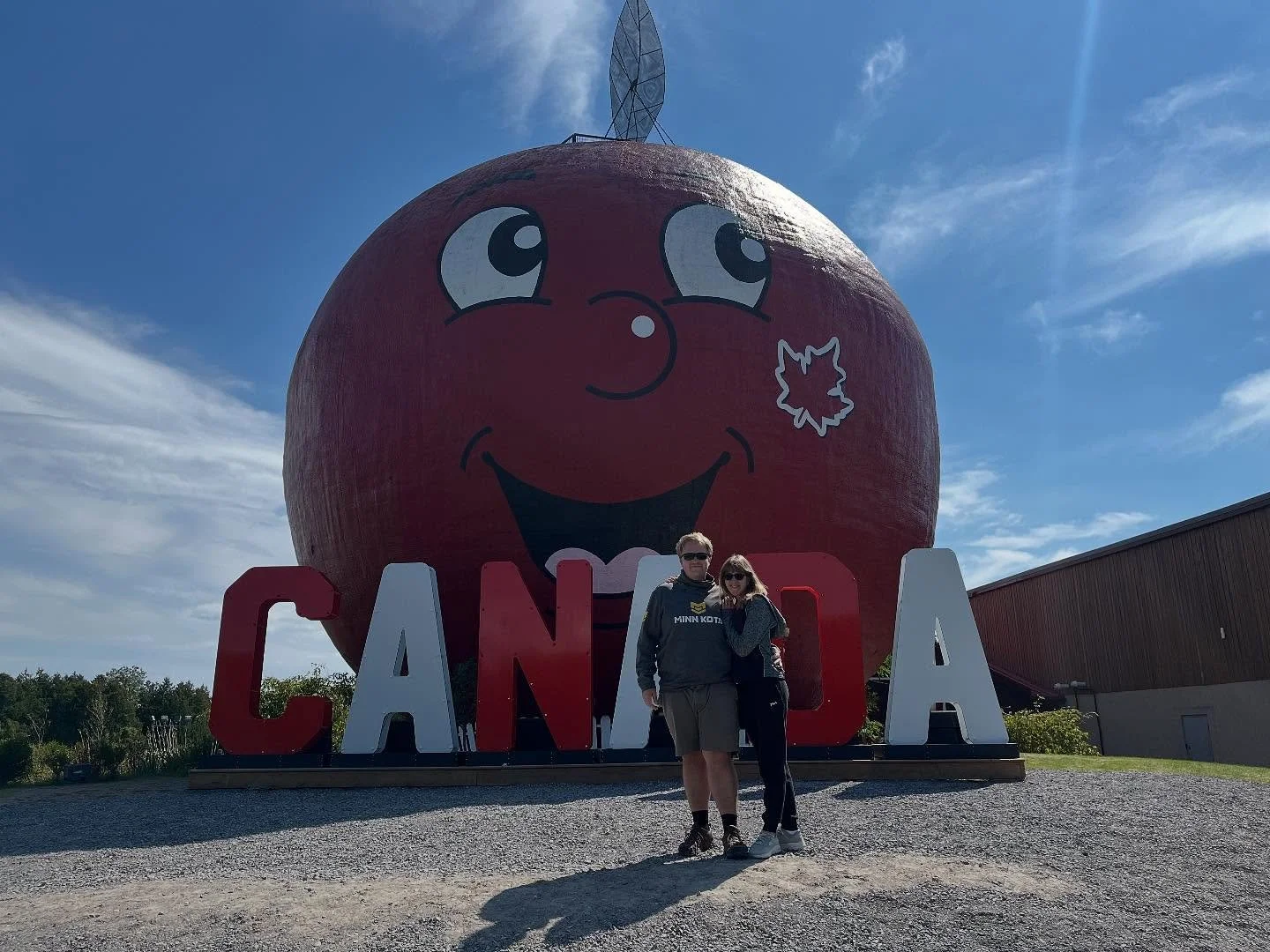 Road trip 🌉 🚙🇨🇦⛰️🏙️🍎 🥯 ☺️
@sarahwixonturcott