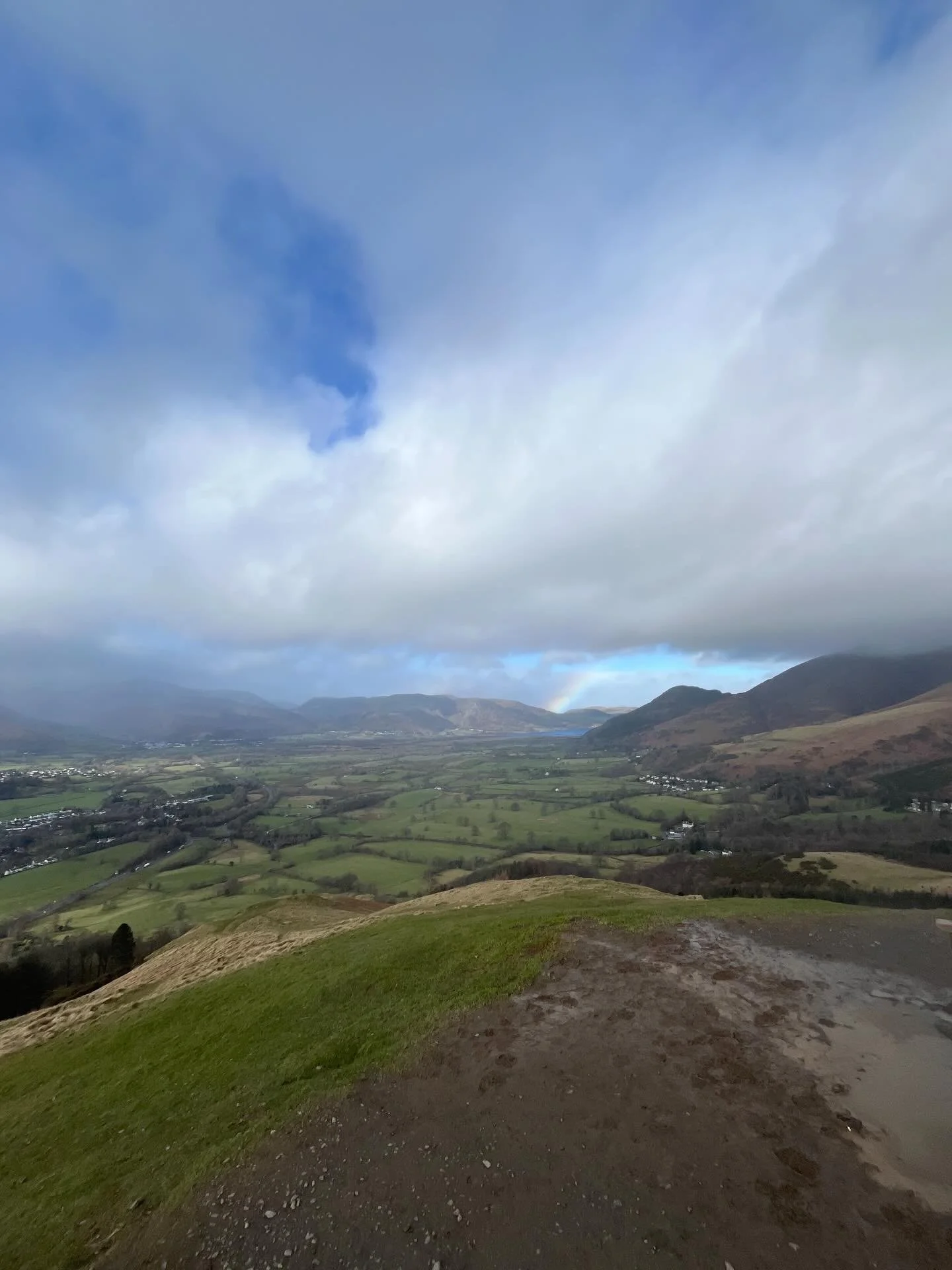 Head in the clouds ☁️ 🏔️ boots up the hill 🥾🧗#lakedistrictnationalpark #ExploreEngland #Hiking