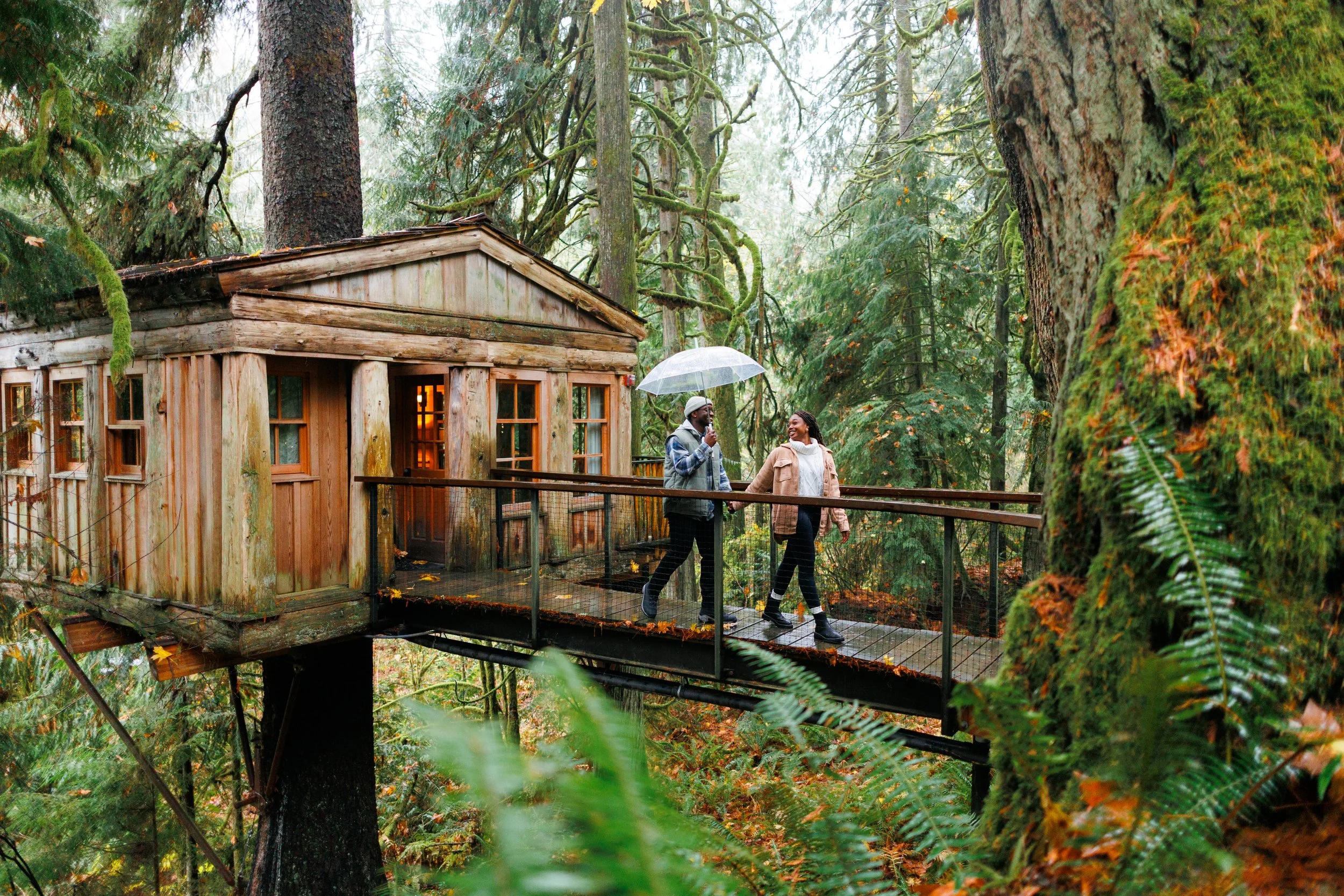 5 Ways to Elevate Your Romantic Getaway At Treehouse Point
