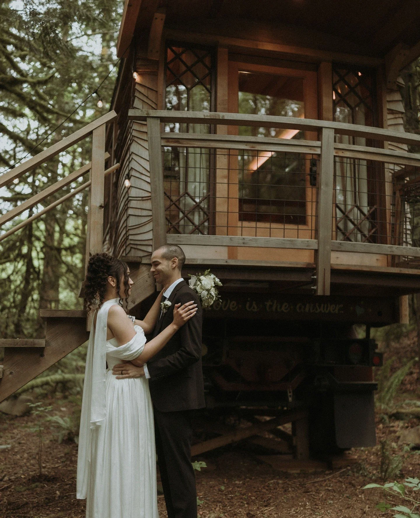 In love at LoveBomb! 💍🤭💗⁠
⁠
Join our Wedding Venue Open House on April 25th to tour our forest venue. This is more than an ordinary property walk through. For the first time ever, we're dressing up the treehouse forest in wedding decorations and i
