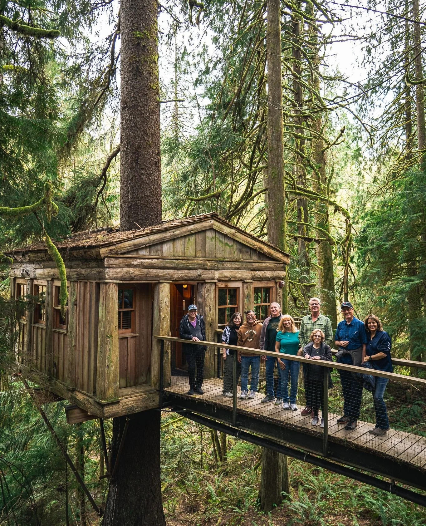 Some pics from our most recent private tour of Treehouse Point with @treehousepete! 🌲⁠
⁠
We had so much fun showing our guests around the grounds, uncovering the trials and tribulations of Treehouse Point's creation, and sipping on wine in the Pond 