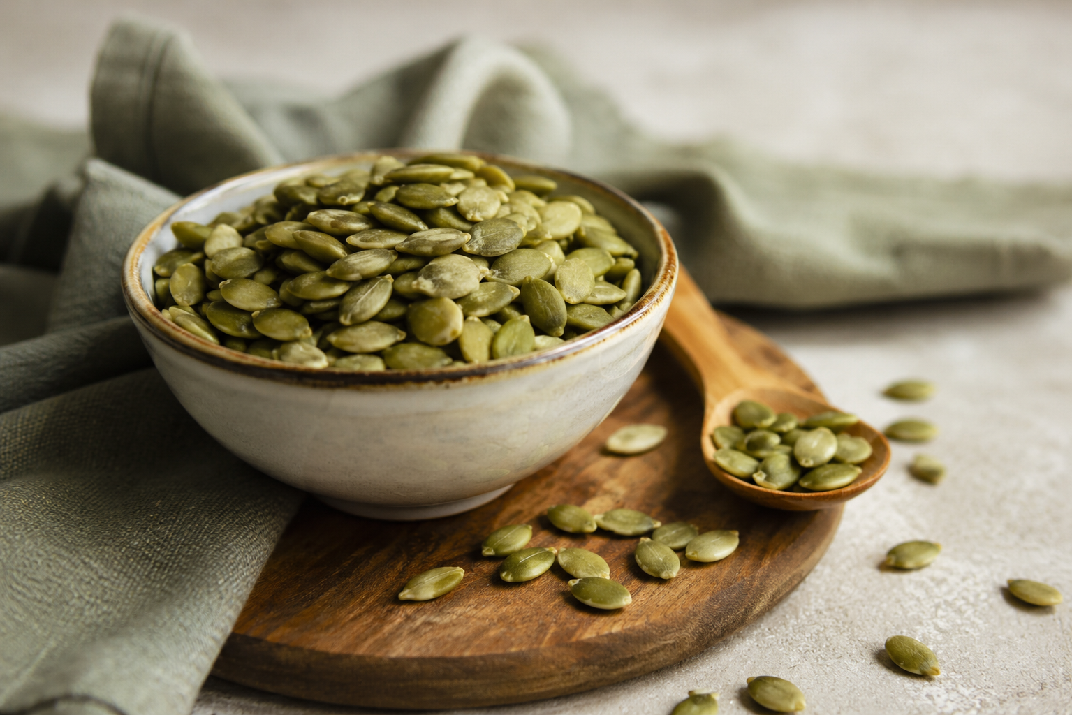 Do Men Who Eat Pumpkin Seeds Daily Have Stronger Sperm? What Science Is Beginning to Observe