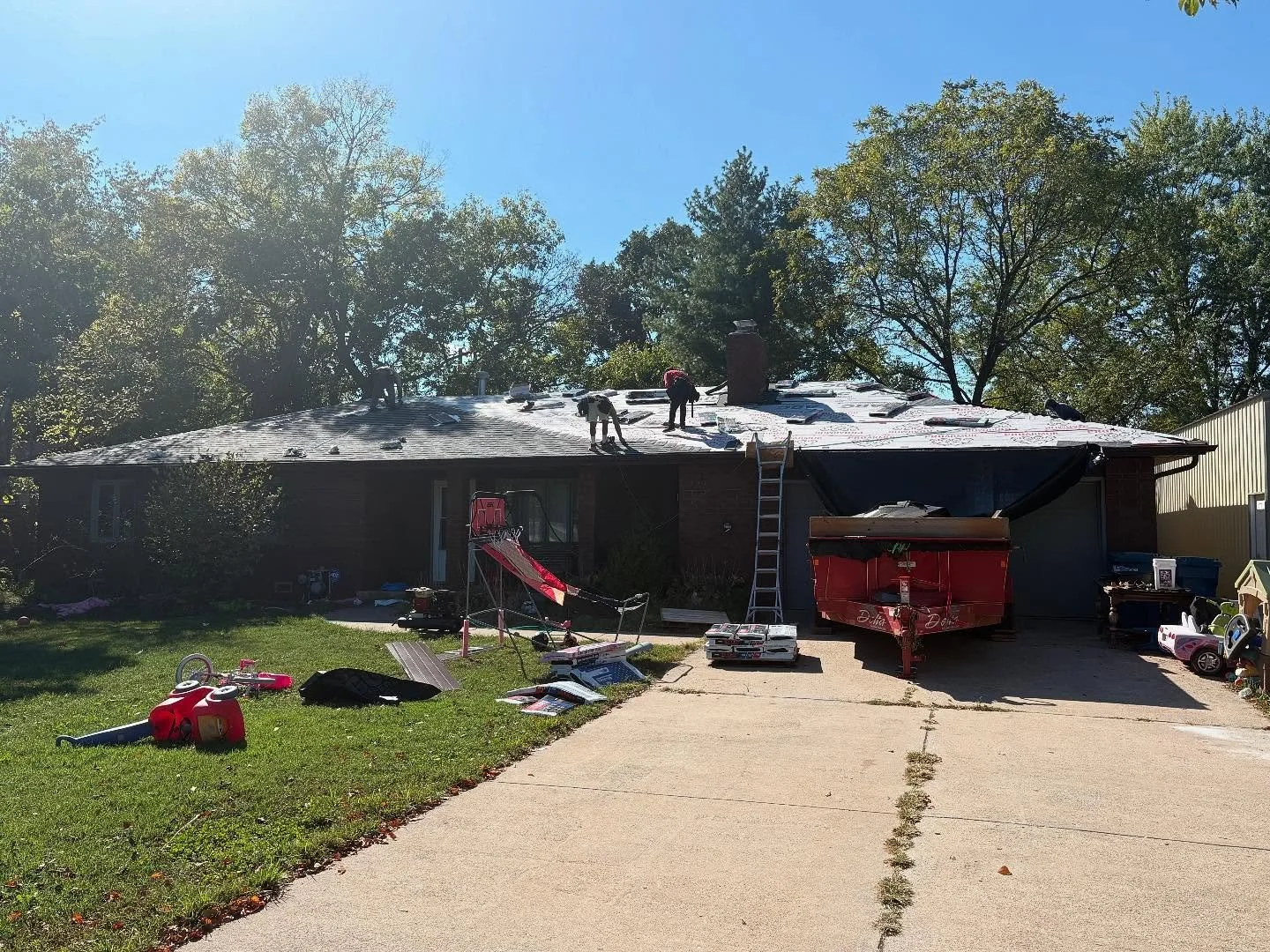 When foster families are supported, they can be a shelter of peace for kids in crisis. 

A HUGE thank you to our partners at Sure Shelter Roofing that provided a BRAND NEW roof to a foster family working with our team in Missouri. 

We love to partne