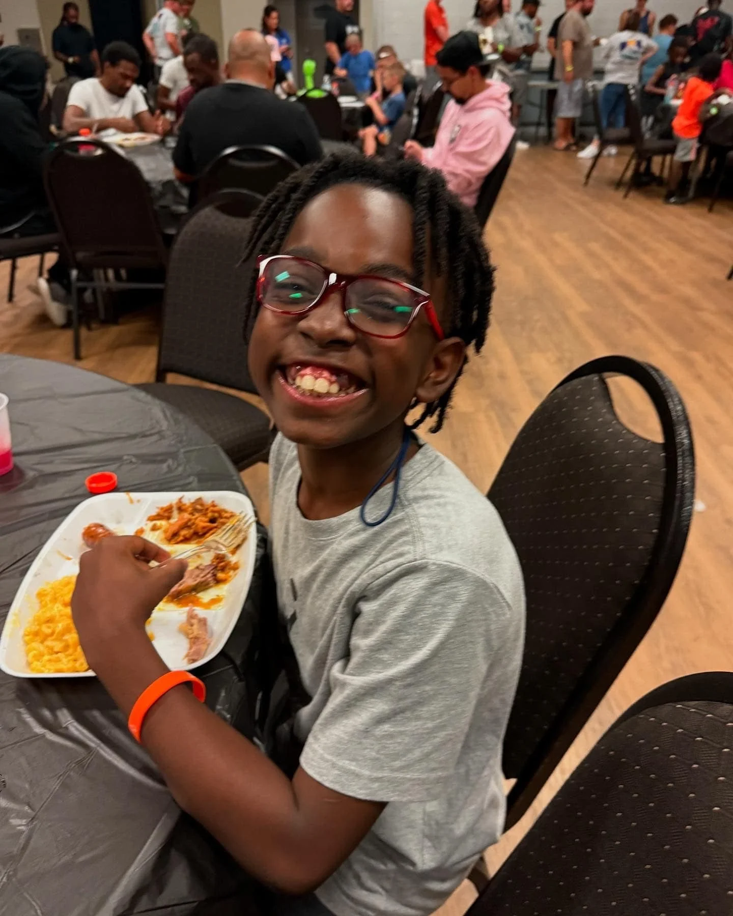 Are you looking for a way to give this season? You can help make a Foster child's Christmas brighter! ❤️

We&rsquo;re collecting new &amp; unwrapped toys and gifts to make our special Christmas celebration possible, giving kids the chance to pick out