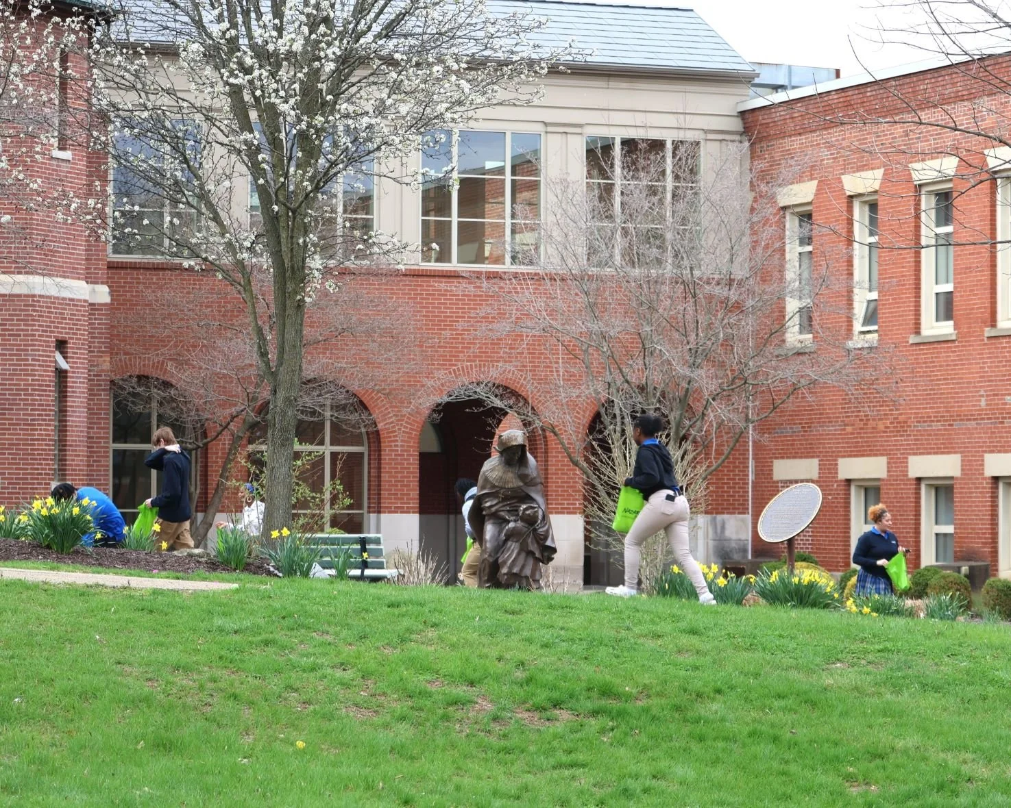 Egg Hunt SM 8.JPG