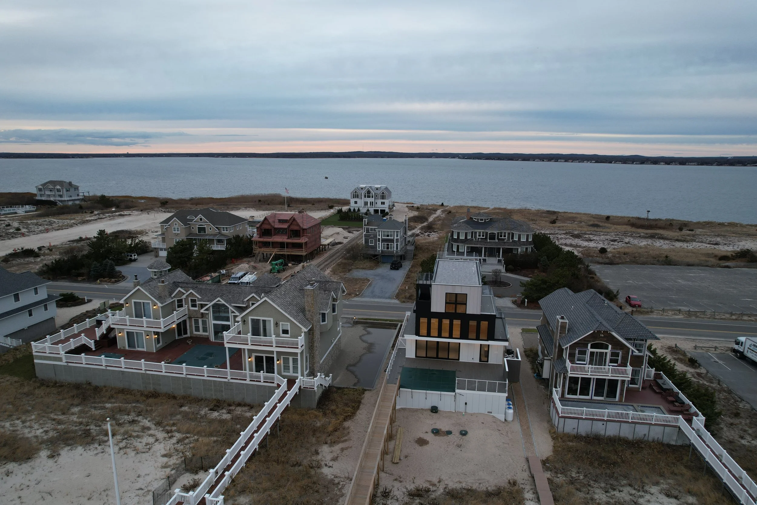 70_773 DUNE RD.JPG