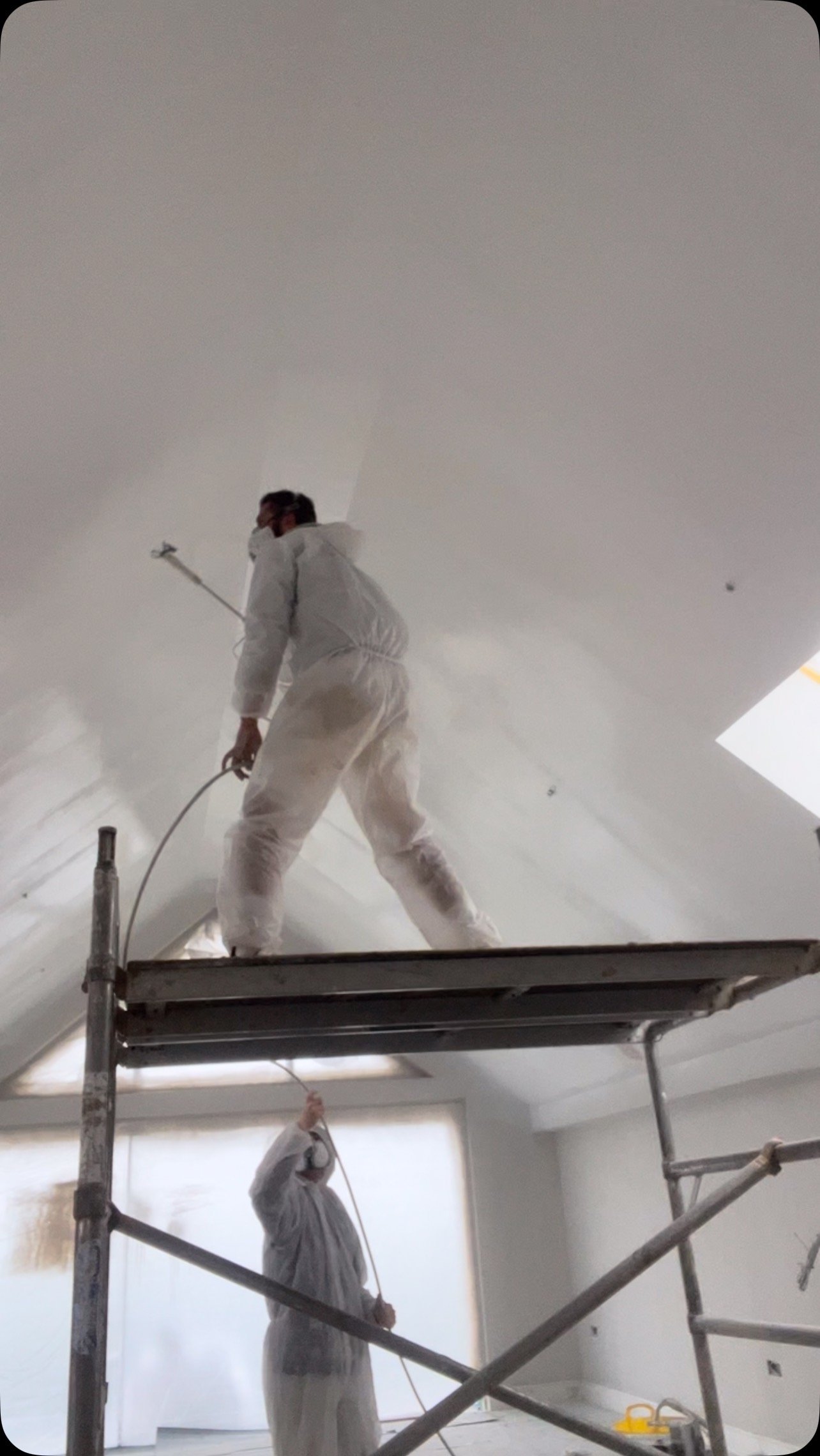 Decent first week by the team as we make a start on 5x luxury new builds for @homesbystephensandstephens in #Newlyn #cornwall. @q1_painting_solutions and @tesa_uk making light work on the protection as we spray the properties using our trusty @tritec
