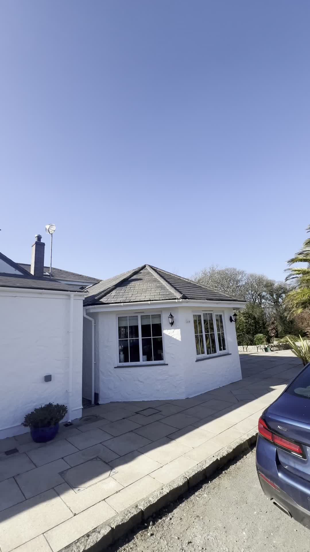 Taking advantage of this sun ☀️ by ticking off an exterior! Using only the best exterior paint. @emperor_paint is unrivalled in our opinion and offers lots of benefits, including heat retention for your home and self cleaning properties! Oh and a lif