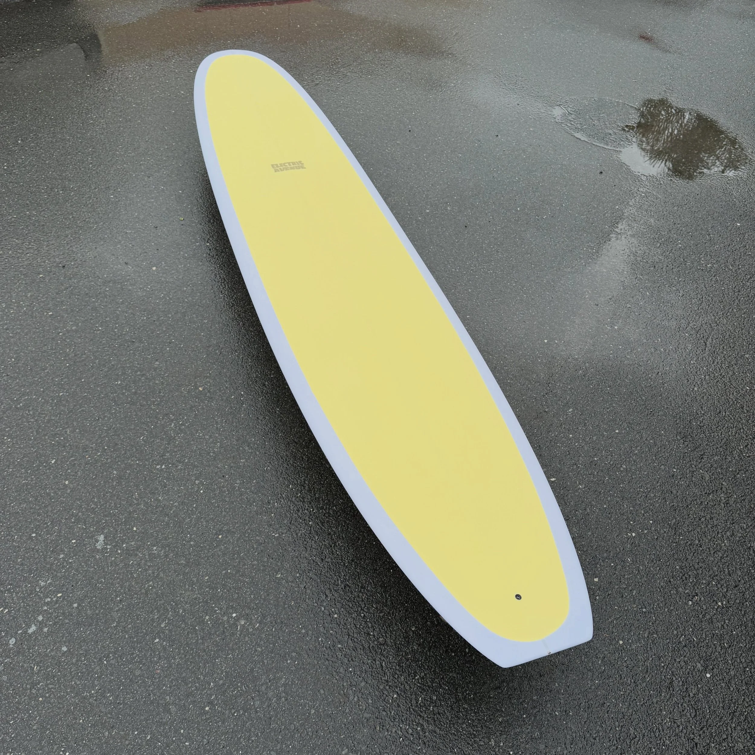 ~ 9'4 x 22 3/4 x 2 7/8 ~

Lavender//pastel yellow Noserider for Zoe