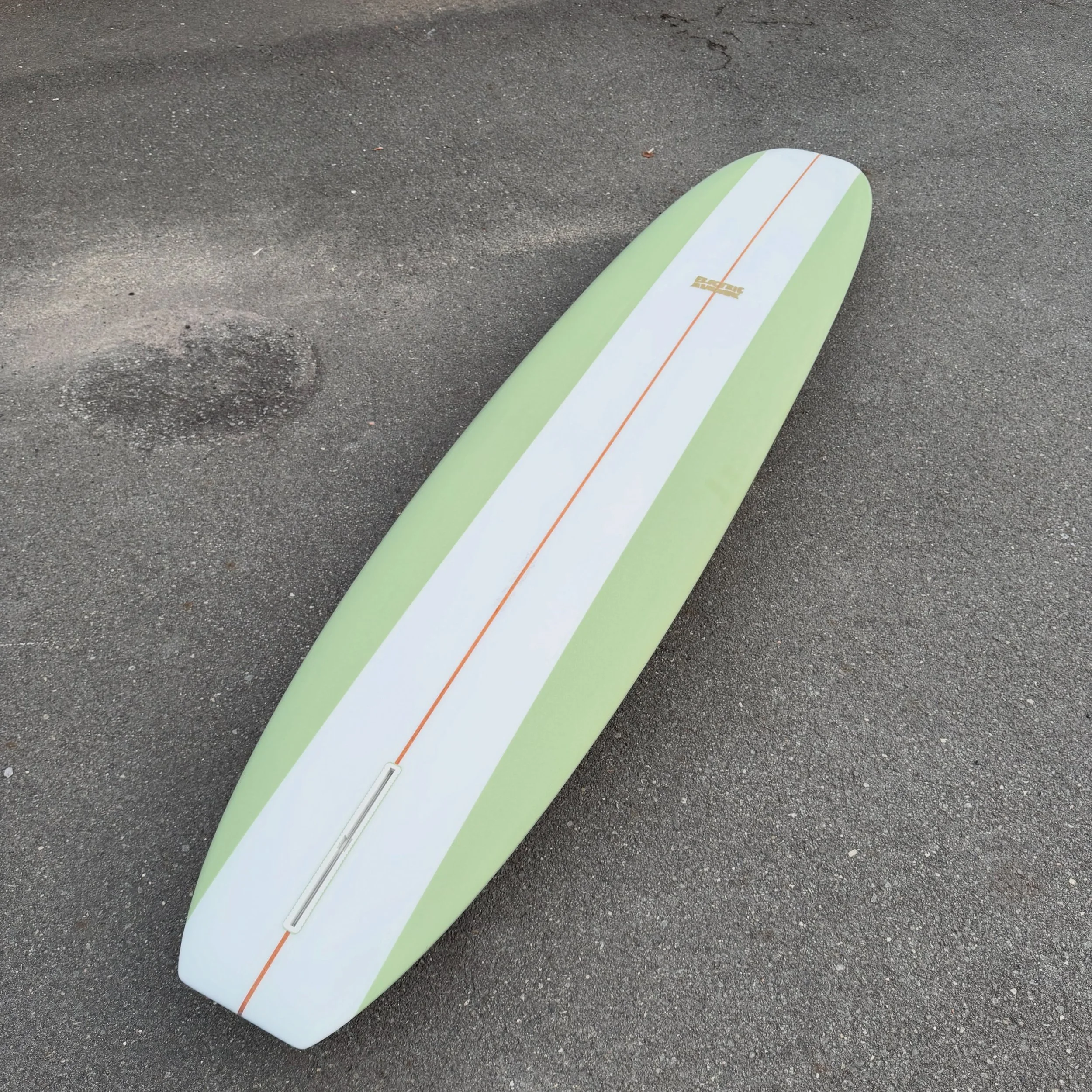 ~ 9'2 x 22 1/2 x 2 7/8 ~ 

Custom 9'2 NoseRider for @jesskaelan with sage green panels