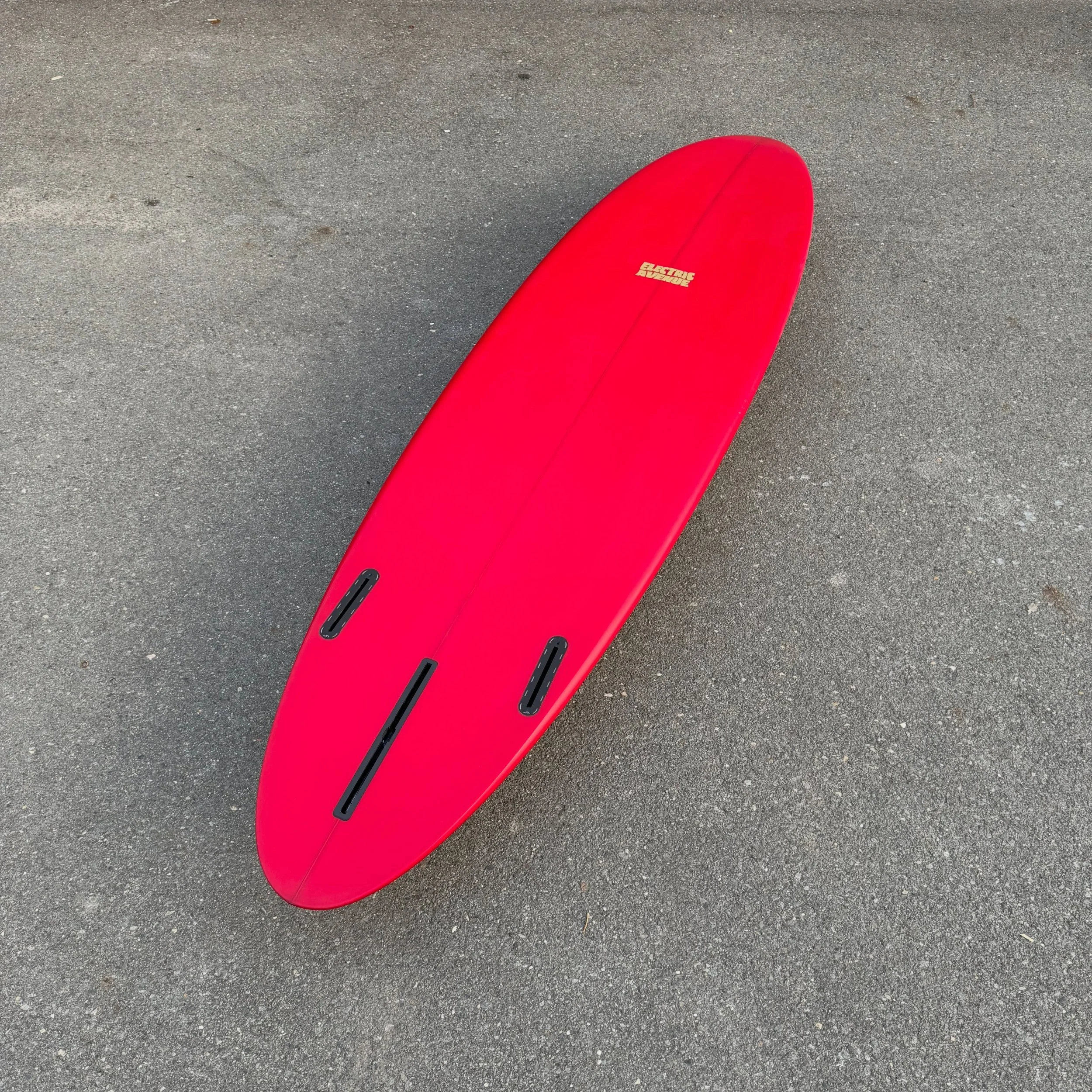 ~ 7'8 x 22 x 2 3/4 ~

Deep red Midlength for Matt