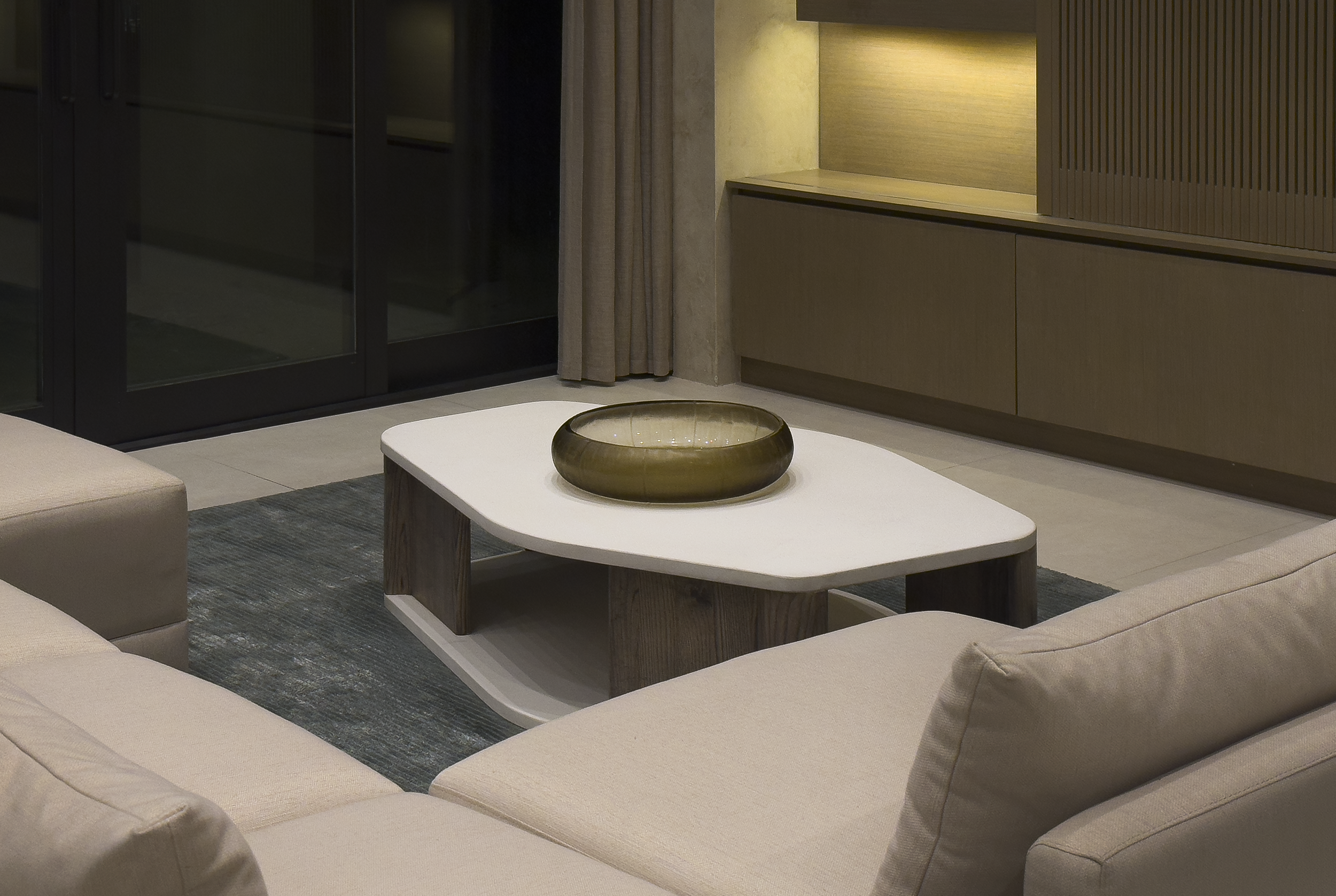 COFFEE TABLE.png