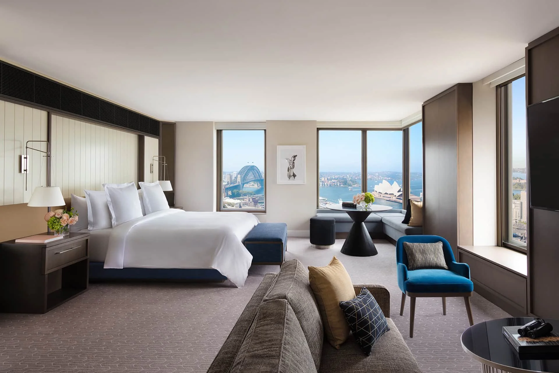   FOUR SEASONS HOTEL SYDNEY  
  199 George St, The Rocks NSW 2000  Luxury five star accommodation overlooking Sydney Harbour, combining elegant rooms, exceptional dining and warm hospitality. 
 DISCOVER 
