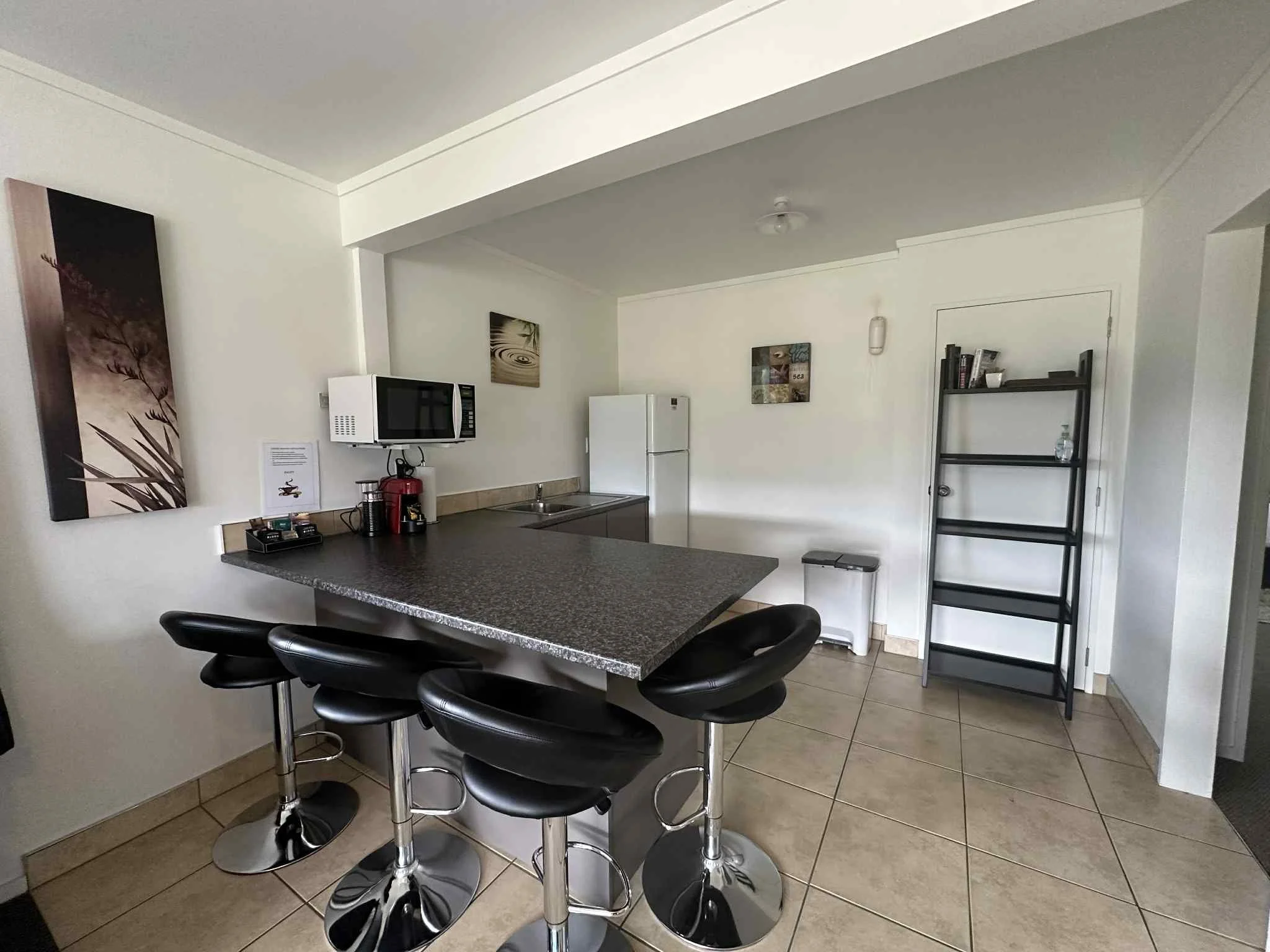Spa Apartment.jpg