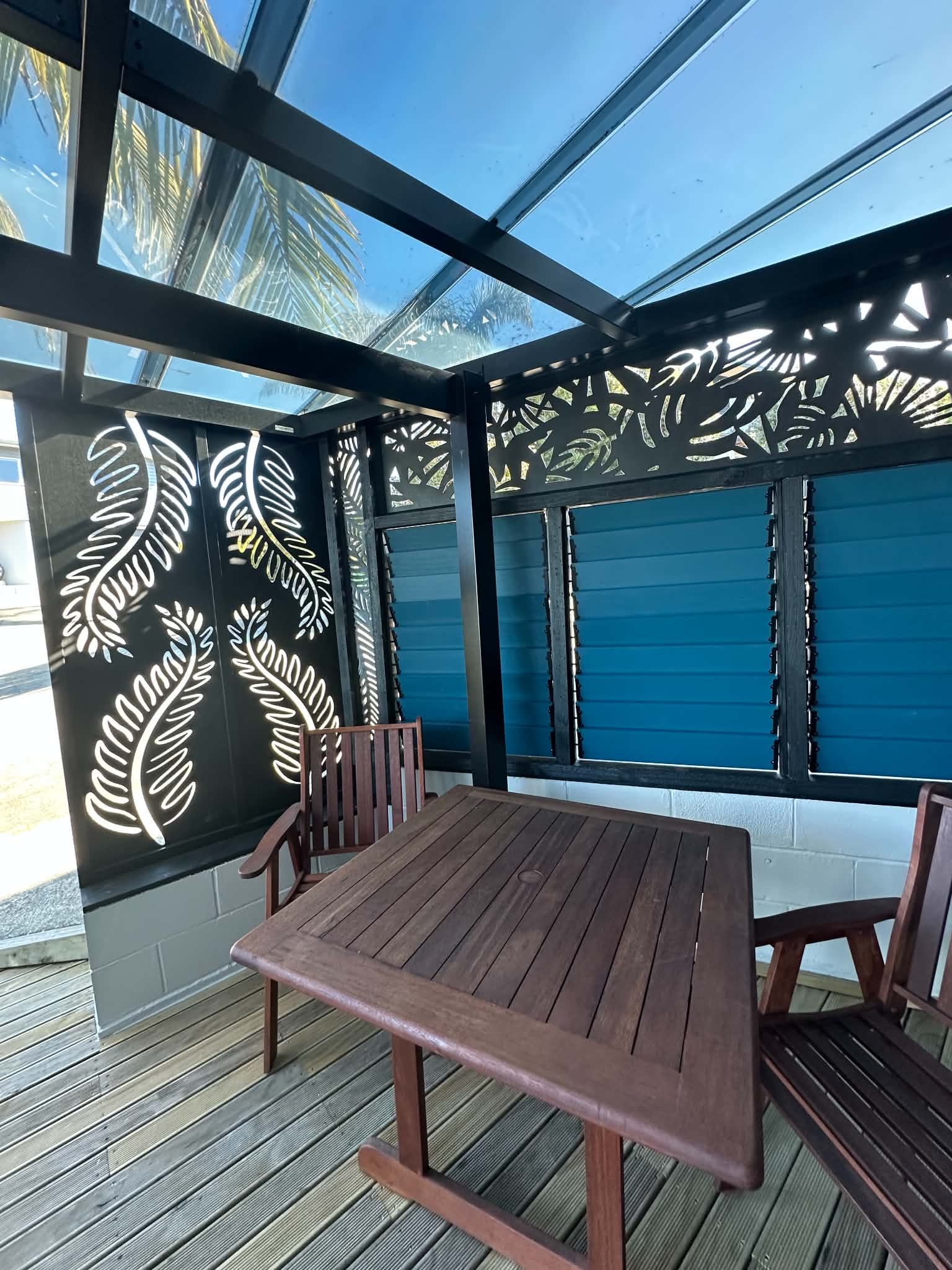 “Bay View Studio— modern coastal stay in Coromandel with private deck and panoramic views over McGregor Bay.”