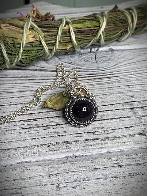 https://i.etsystatic.com/6200159/r/il/255d0a/5497432382/il_fullxfull.5497432382_jr5w.jpg