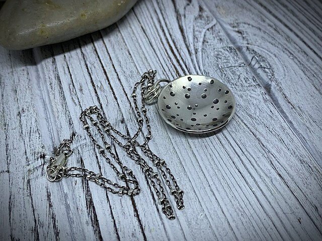 https://i.etsystatic.com/6200159/r/il/3ca2af/1817046741/il_fullxfull.1817046741_4t39.jpg
