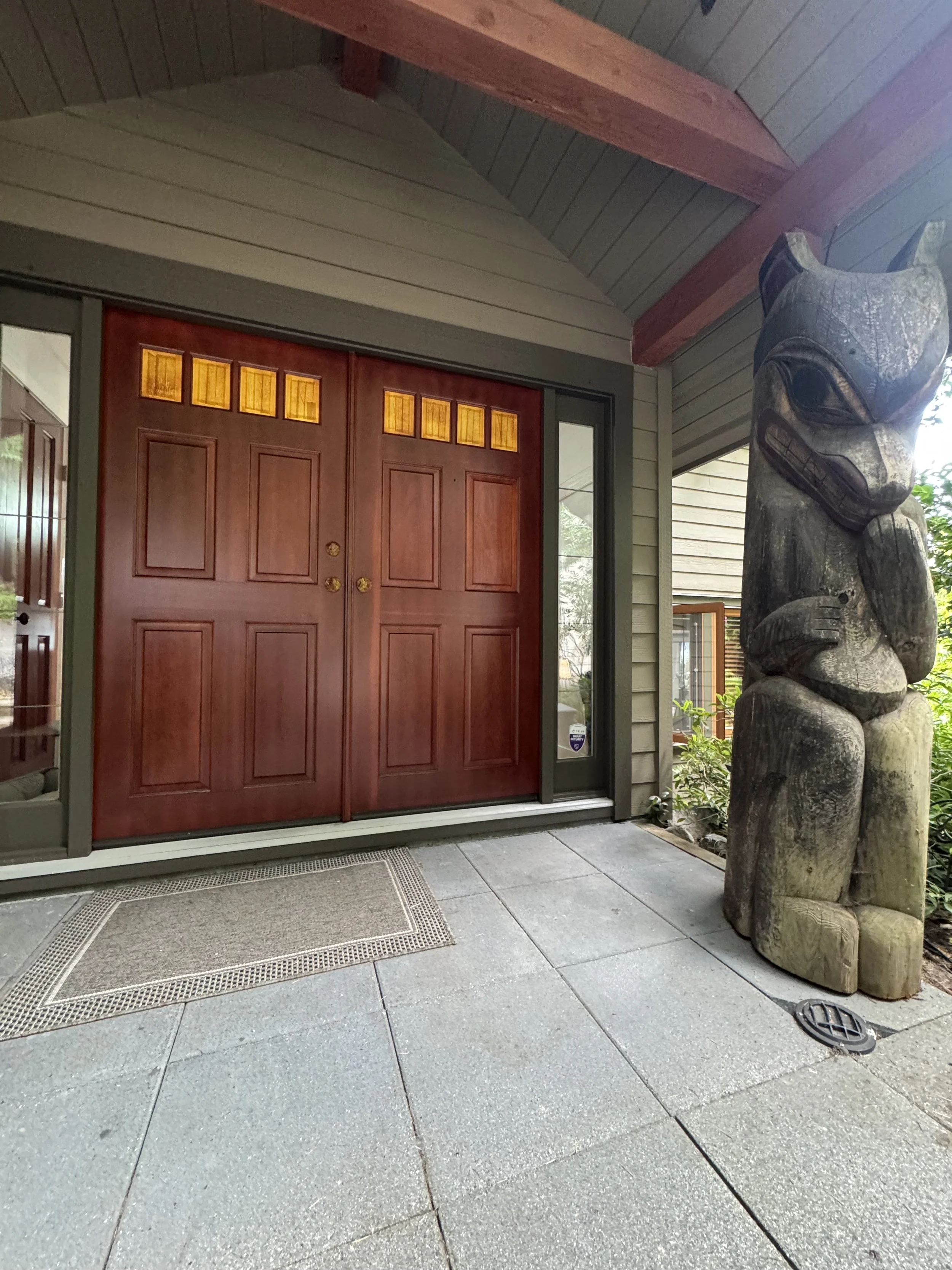 stained door, Benjamin Moore stain, West Vancouver painting company