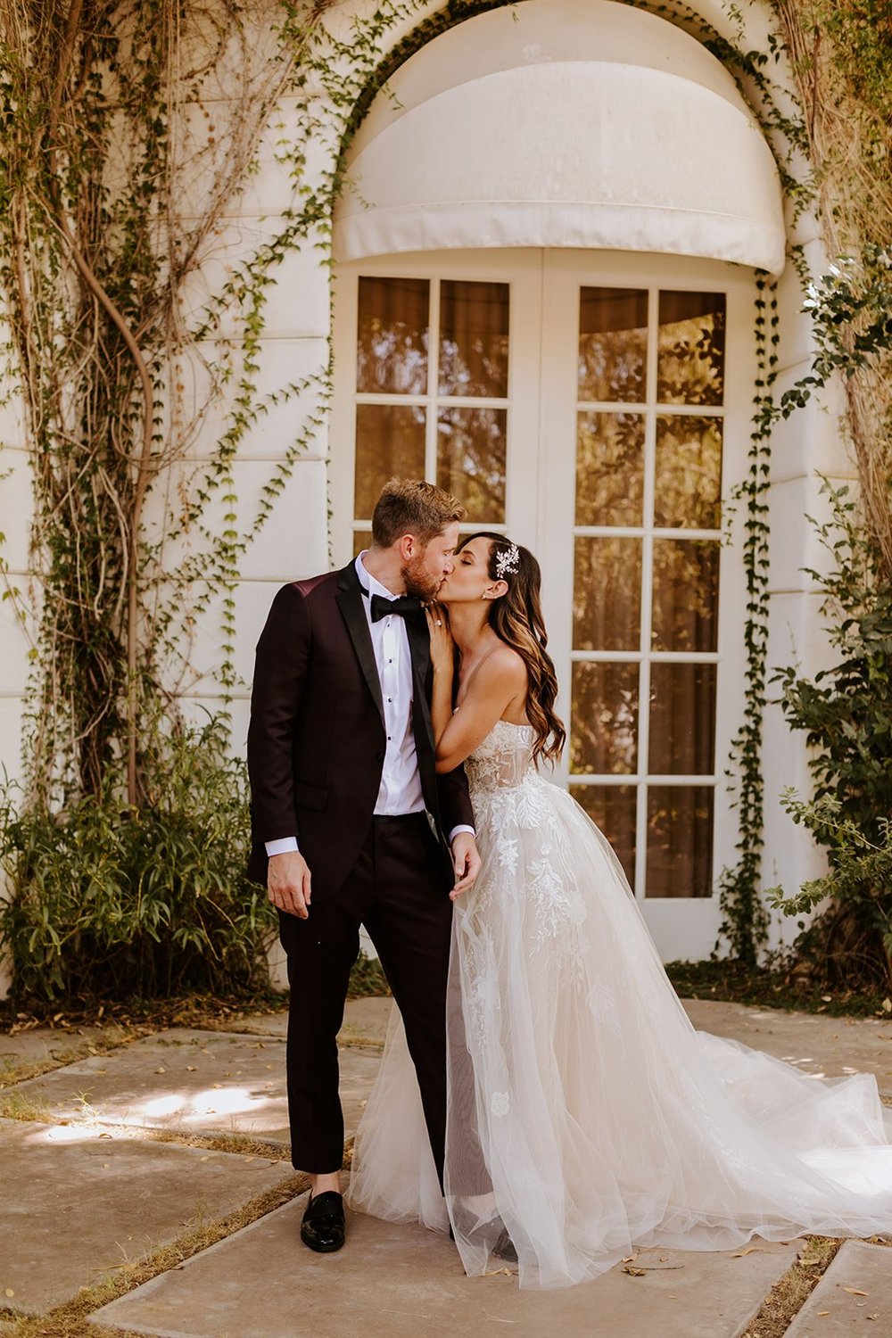 Parker Palm Springs Wedding, photo by Tida Svy Photography