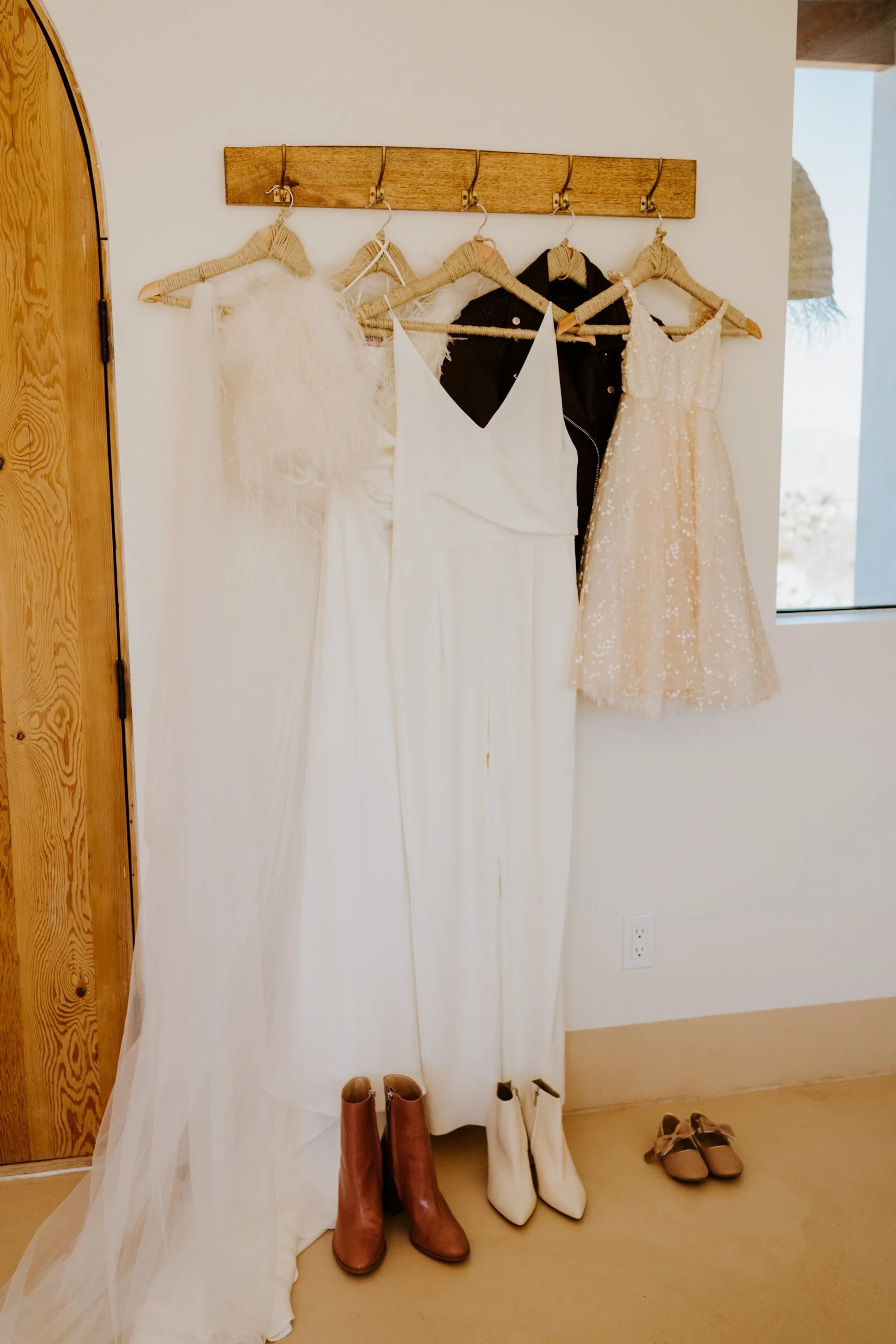Joshua Tree Airbnb, Desert Wild JT, Joshua Tree Elopement, Photo by Tida Svy