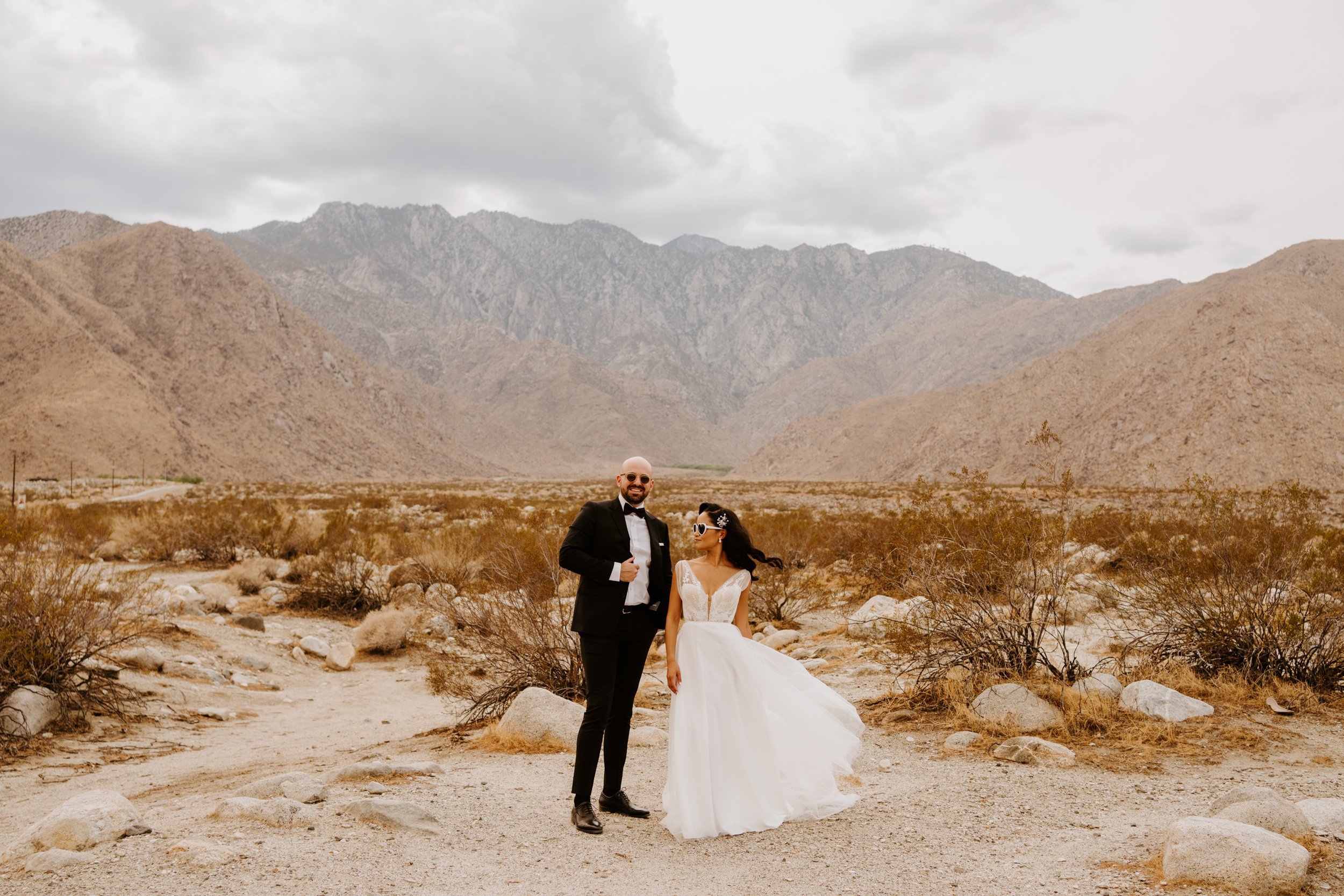 Bride and groom Palm Springs desert wedding photo, Photo by Tida Svy, Palm Springs Elopement Photographer