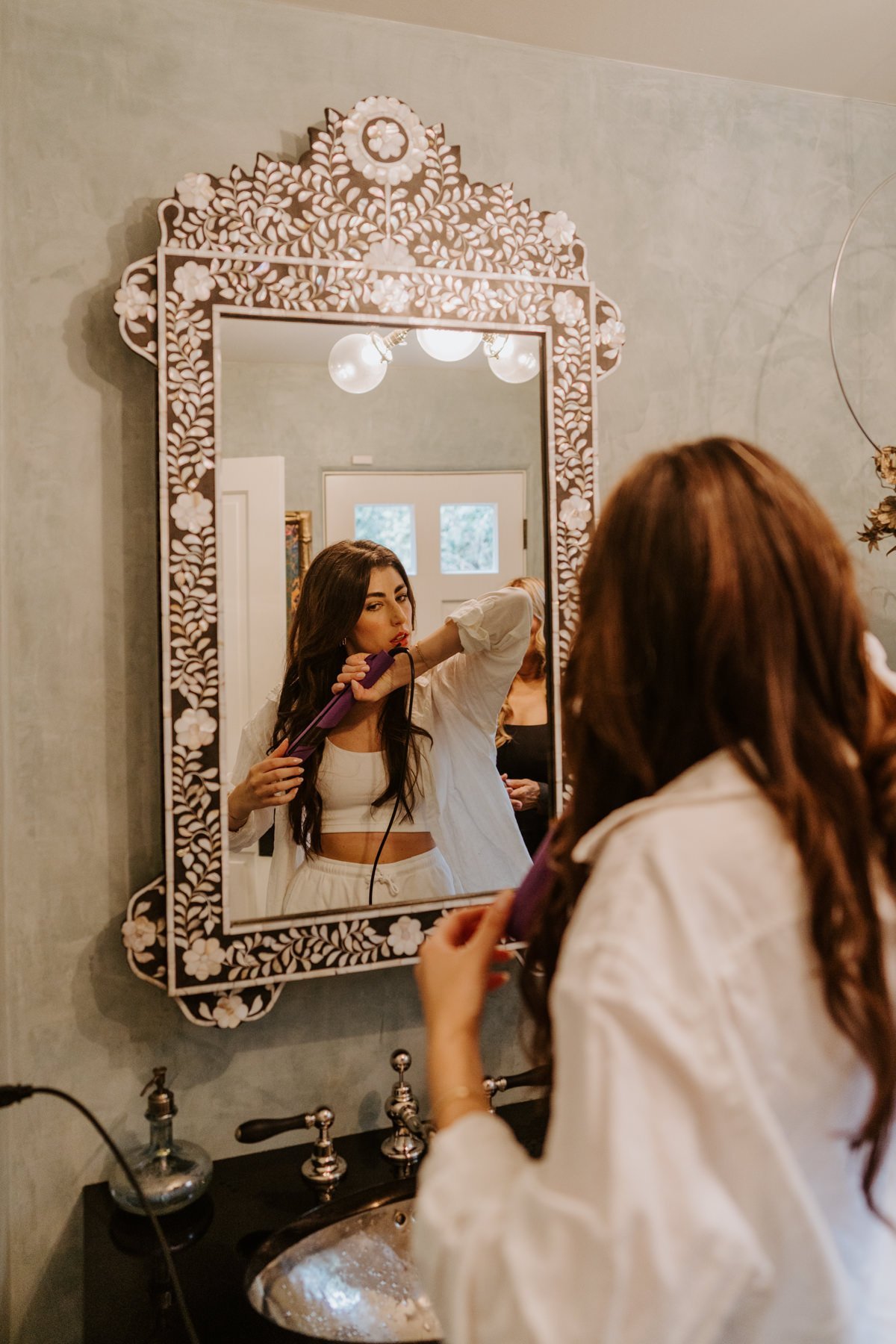 Bride getting ready, photo by Tida Svy, Los Angeles Wedding Photographer